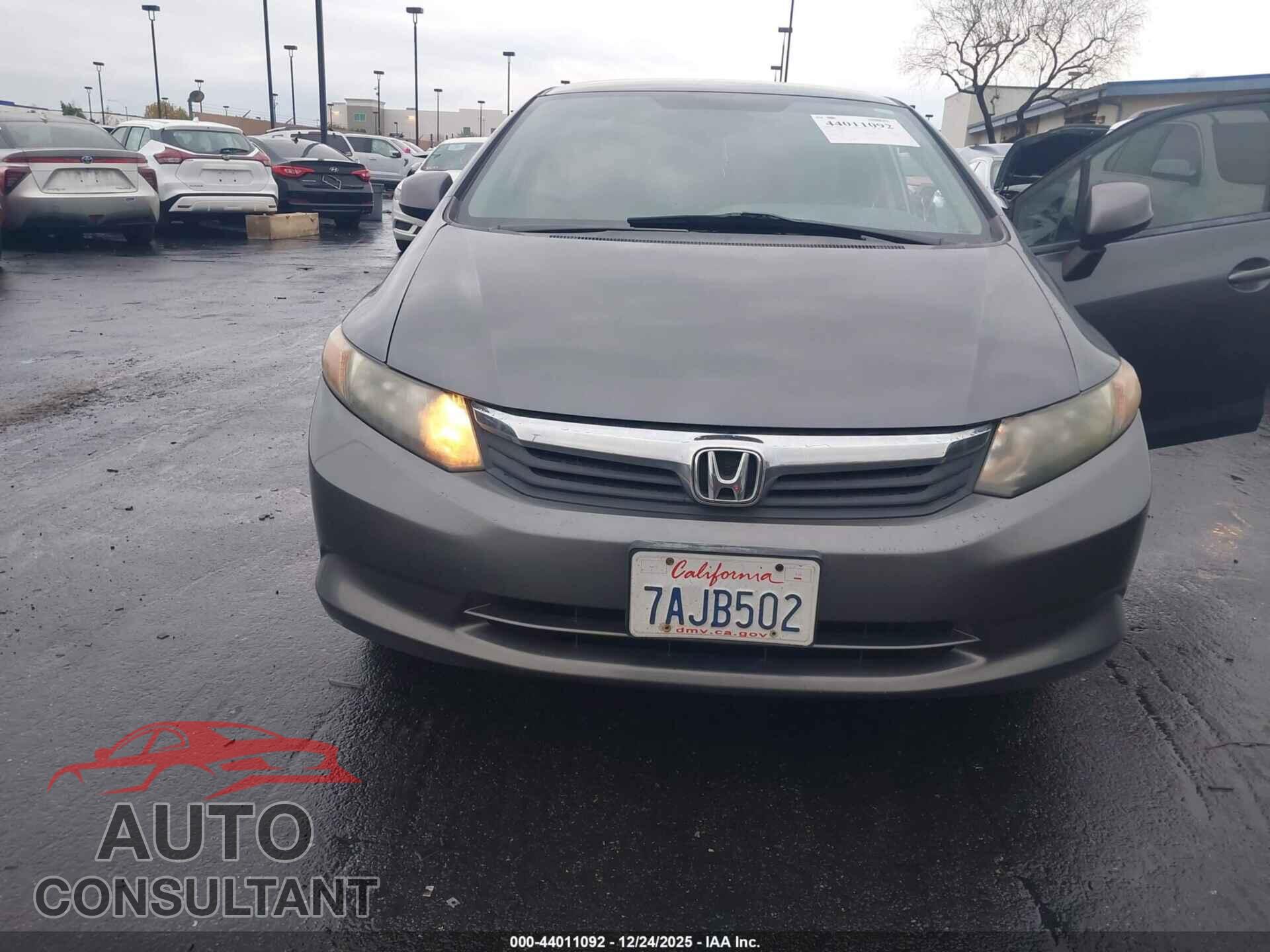 HONDA CIVIC 2012 - 2HGFB2F55CH304171