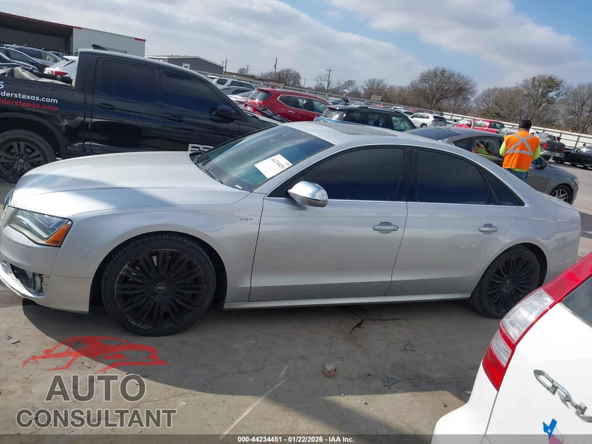AUDI S8 2014 - WAUD2AFD7EN003190