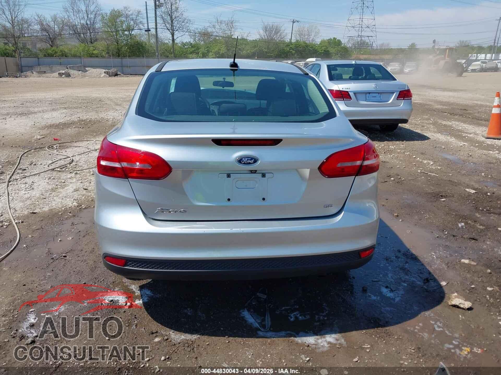 FORD FOCUS 2015 - 1FADP3F22FL263448