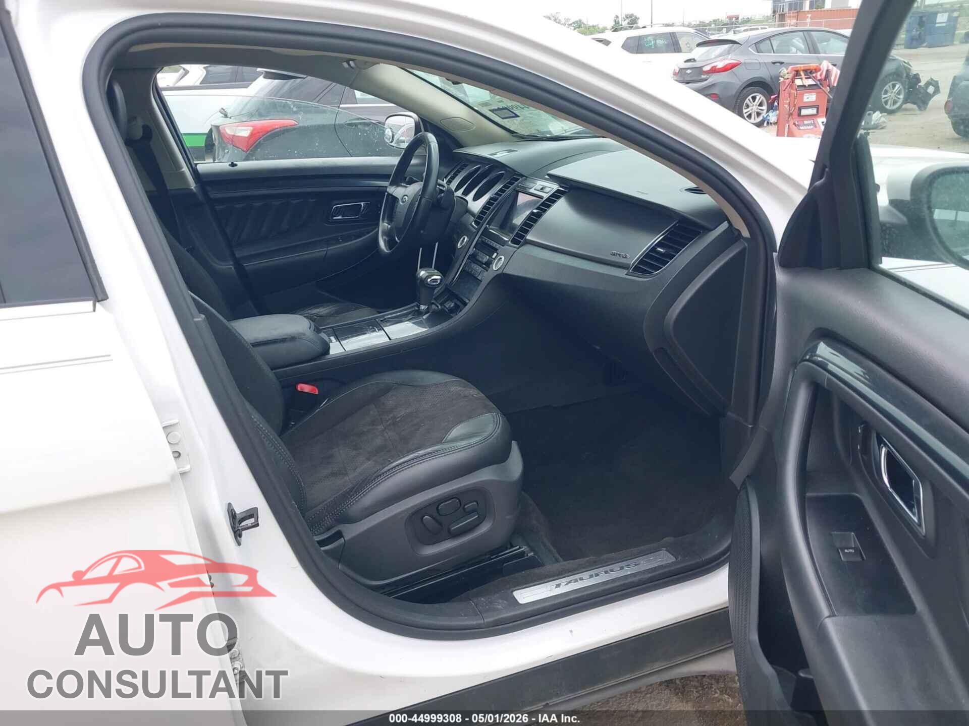 FORD TAURUS 2012 - 1FAHP2KT5CG137695