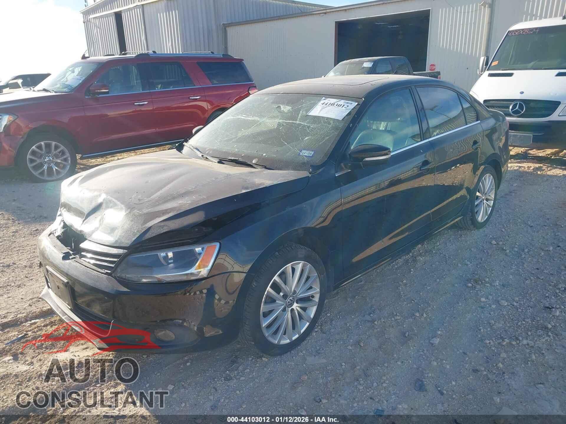 VOLKSWAGEN JETTA 2011 - 3VWLX7AJ0BM089218