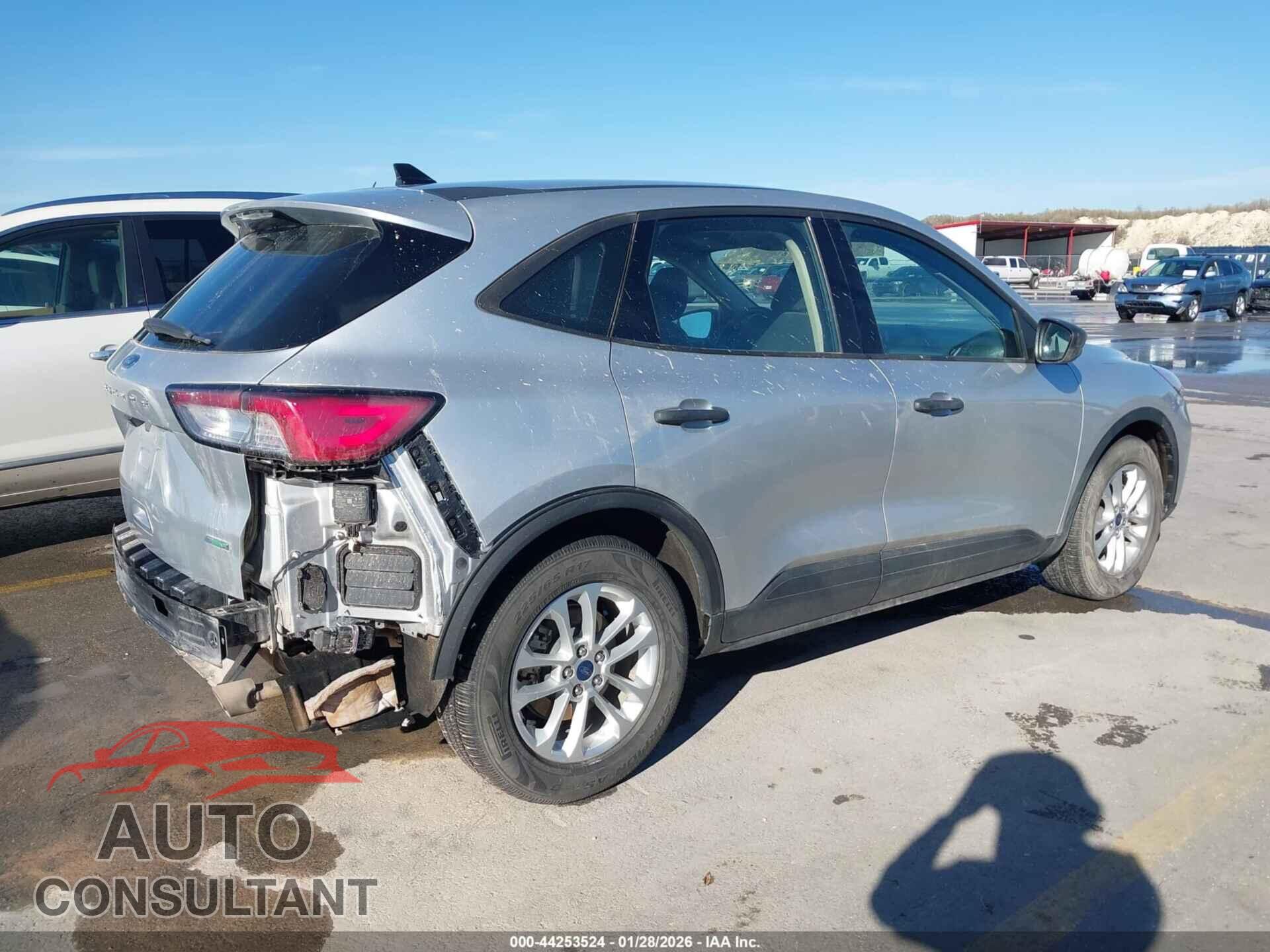 FORD ESCAPE 2020 - 1FMCU0F60LUA38804