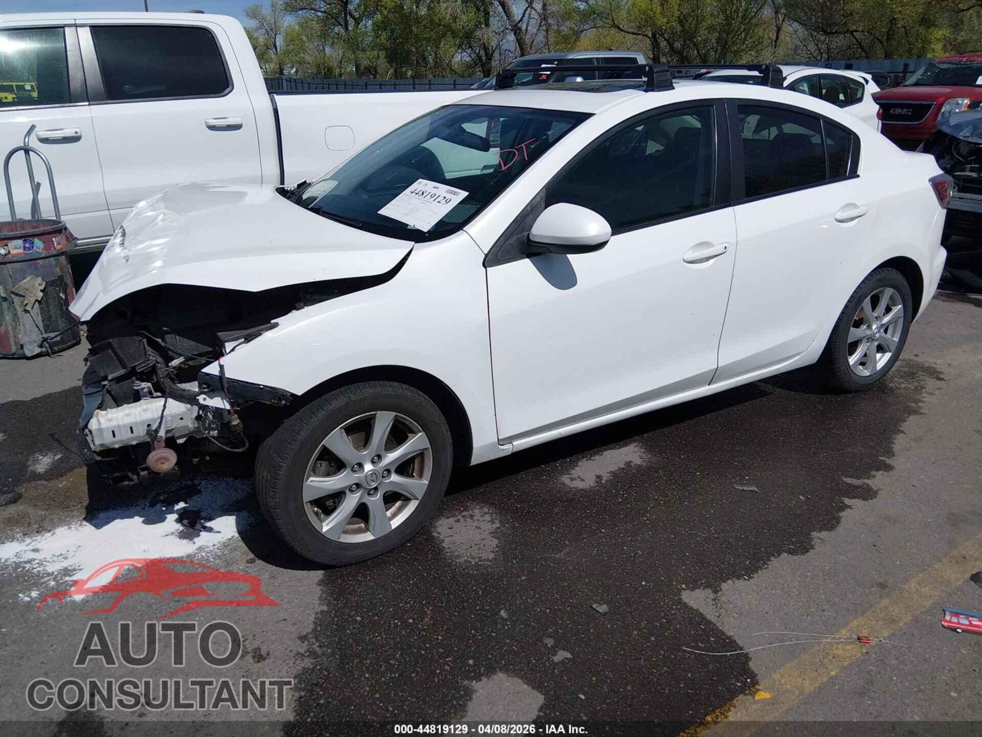 MAZDA MAZDA3 2011 - JM1BL1VF1B1491422