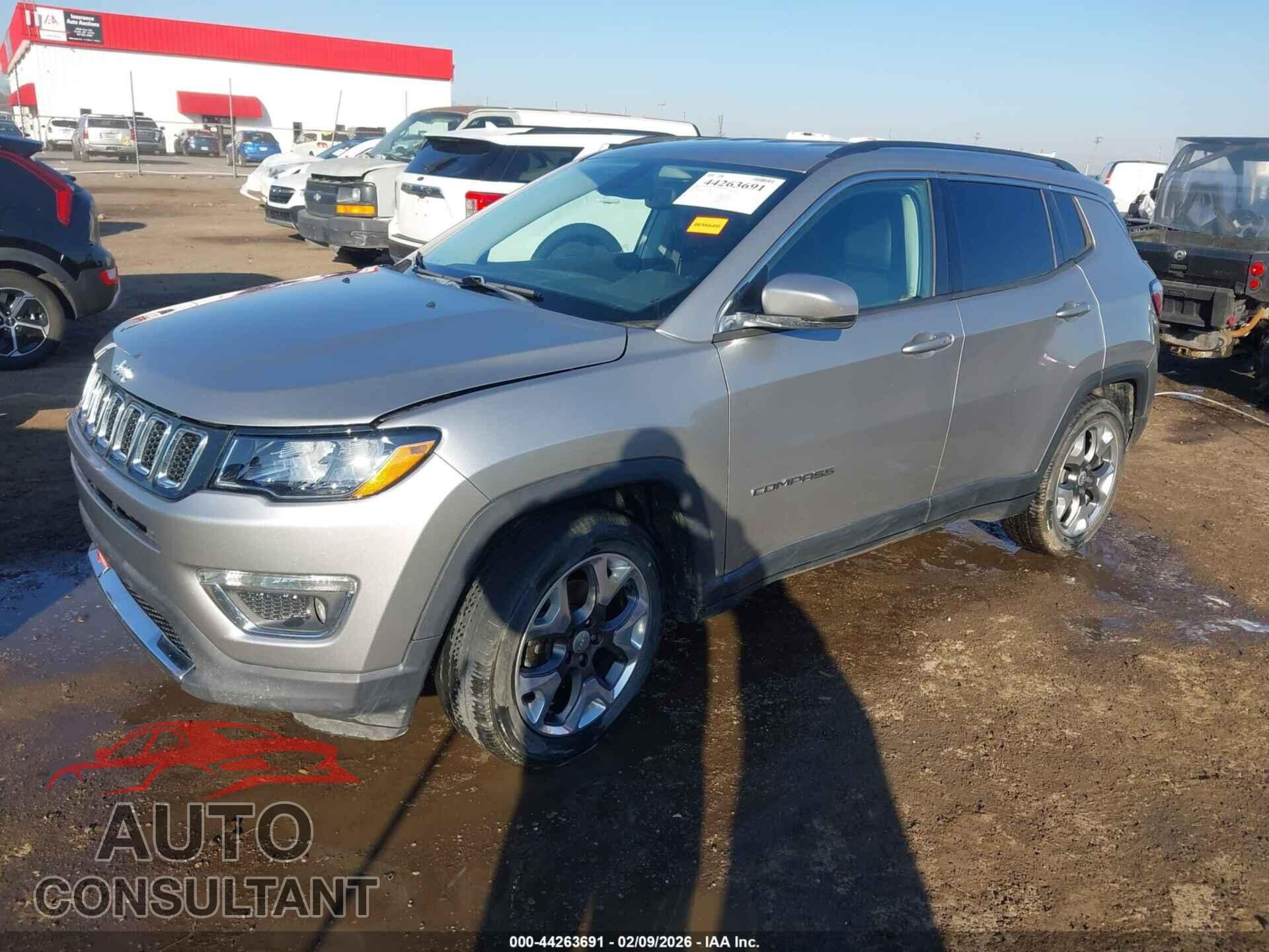 JEEP COMPASS 2020 - 3C4NJCCB7LT114845
