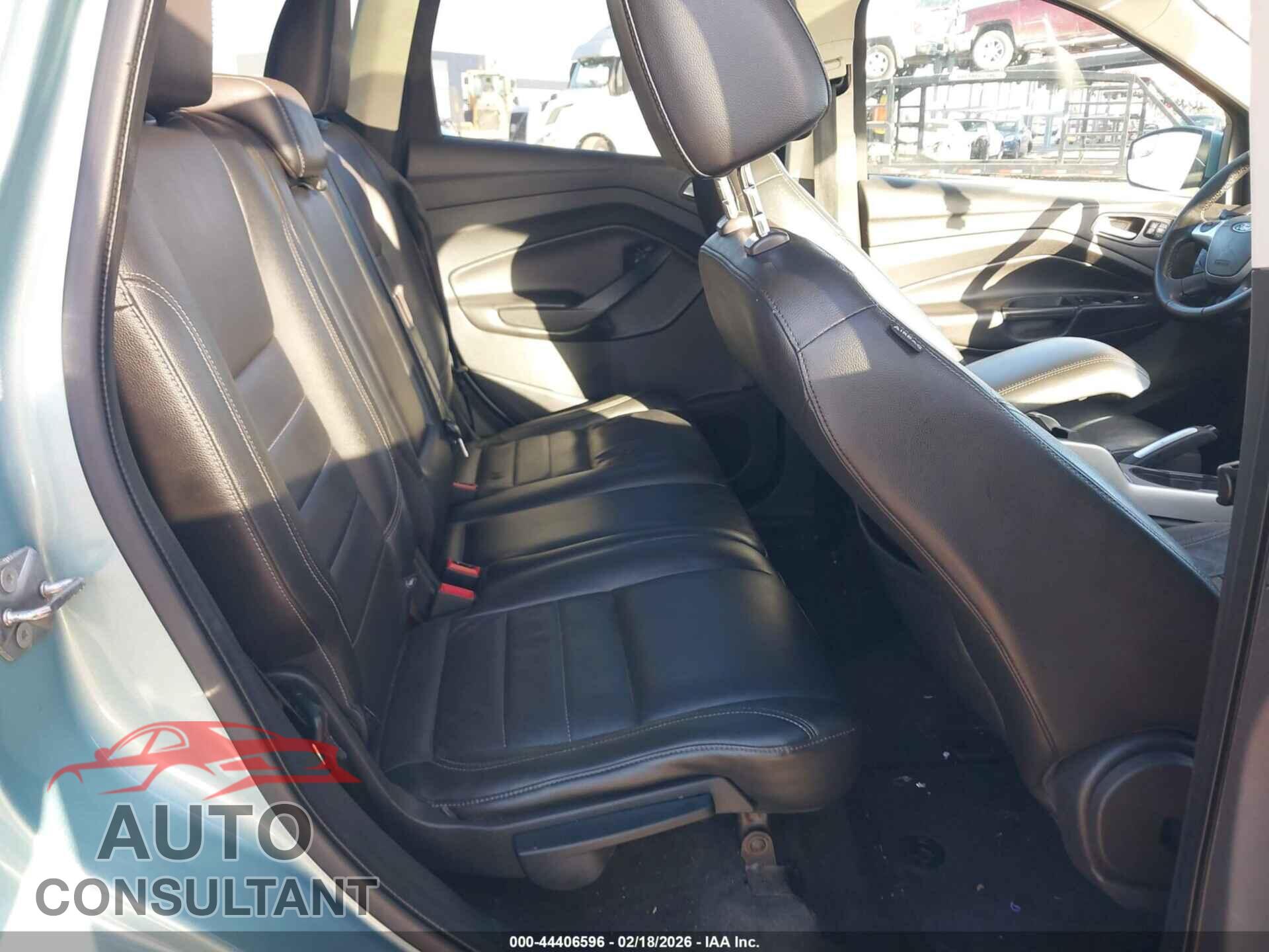 FORD ESCAPE 2013 - 1FMCU9H9XDUA17536