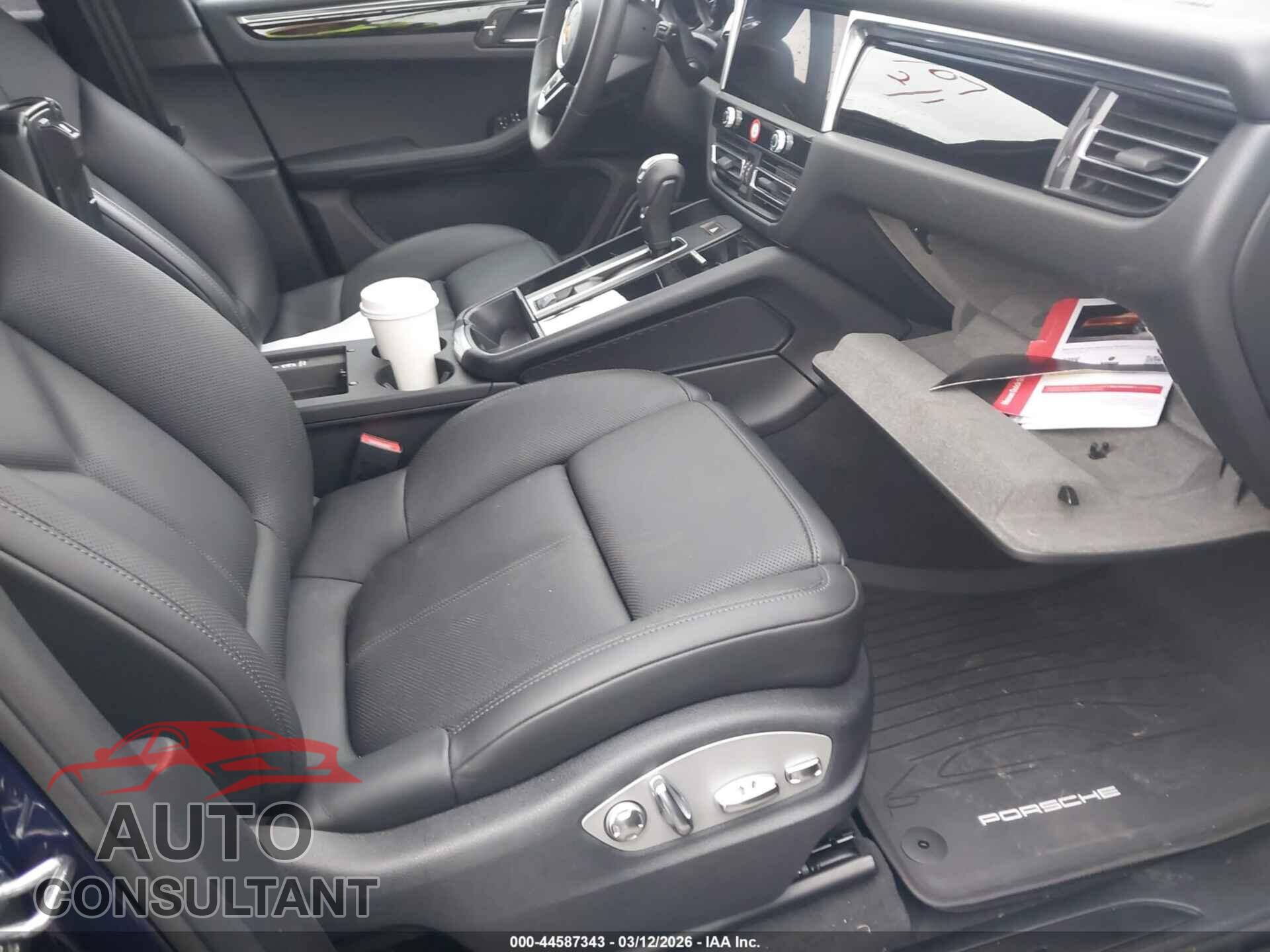 PORSCHE MACAN 2022 - WP1AA2A59NLB07401