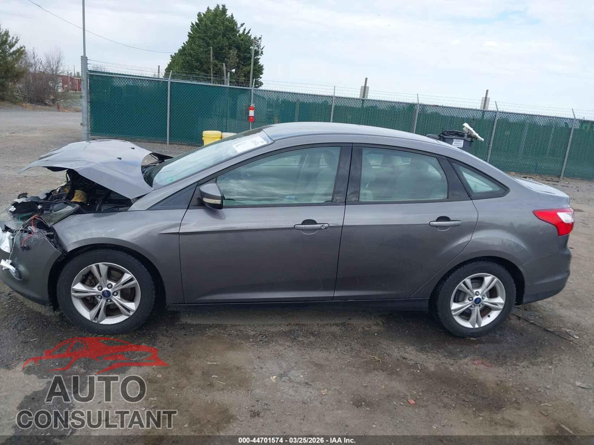 FORD FOCUS 2013 - 1FADP3F2XDL323862