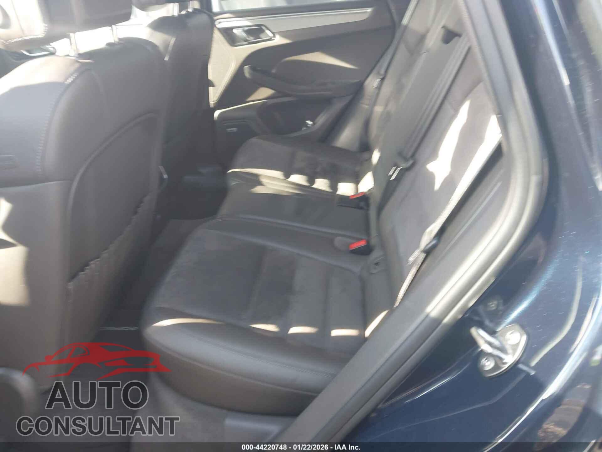 PORSCHE MACAN 2017 - WP1AG2A58HLB52655