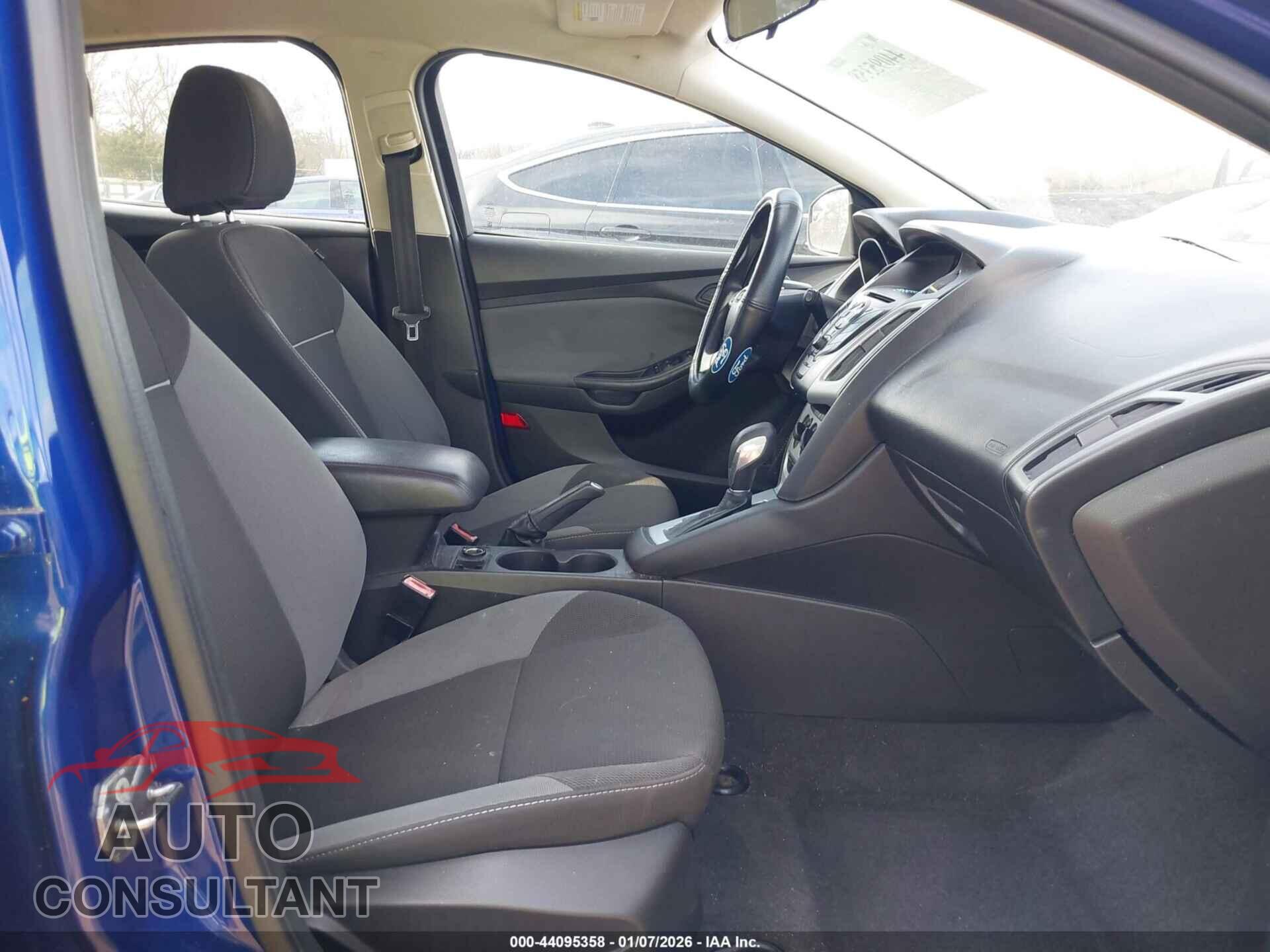 FORD FOCUS 2012 - 1FAHP3K21CL422155