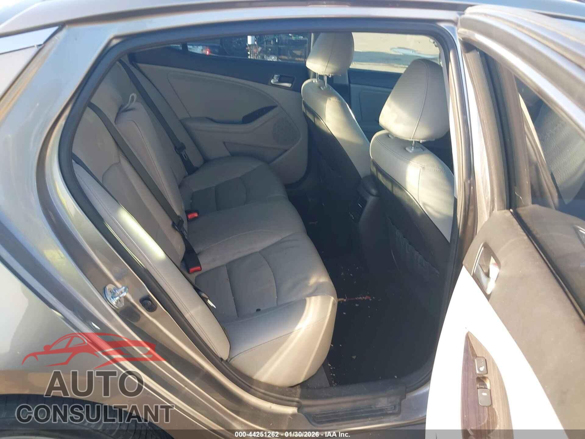 KIA OPTIMA 2015 - 5XXGN4A72FG454230