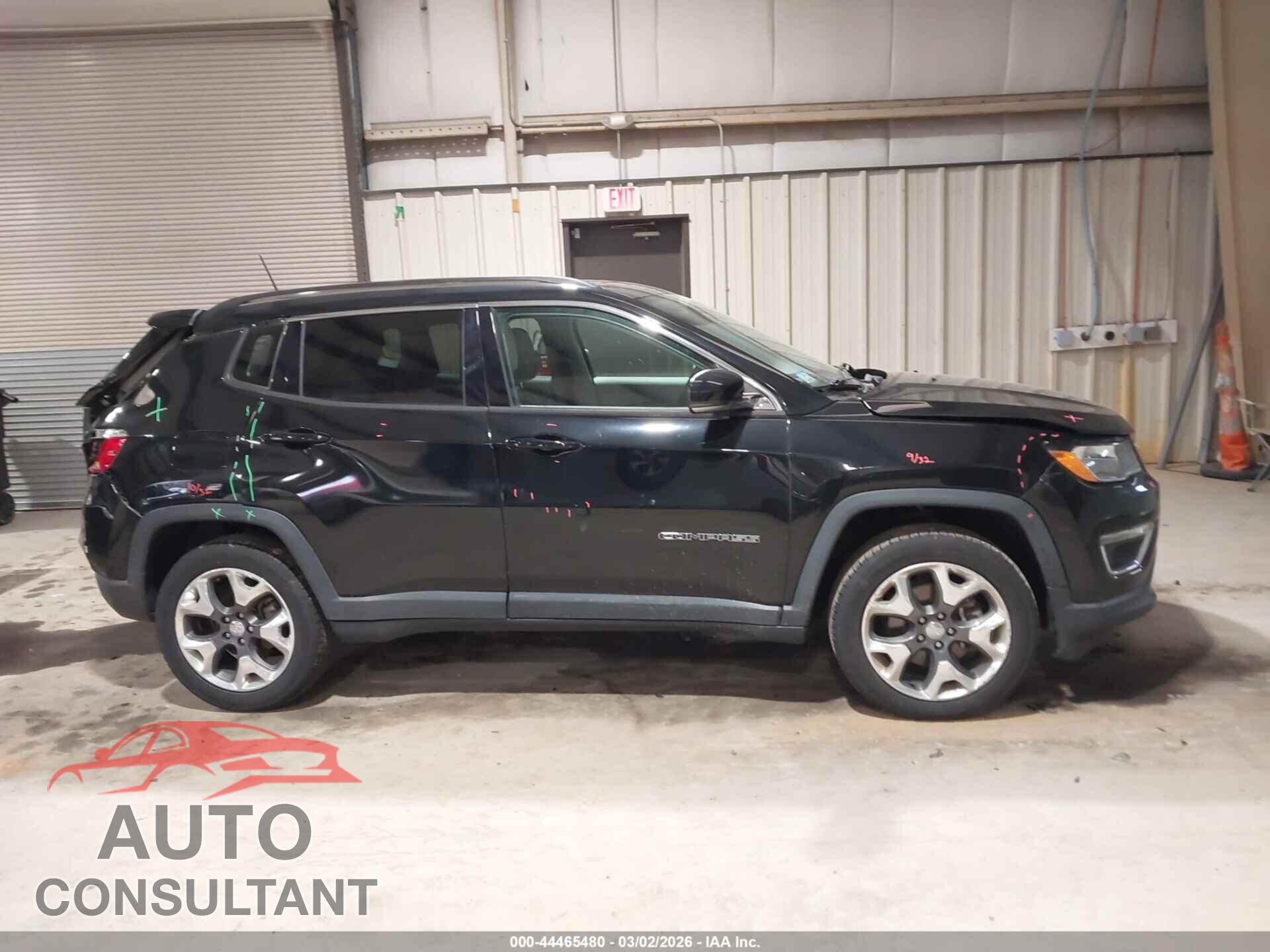 JEEP COMPASS 2018 - 3C4NJDCB3JT200740