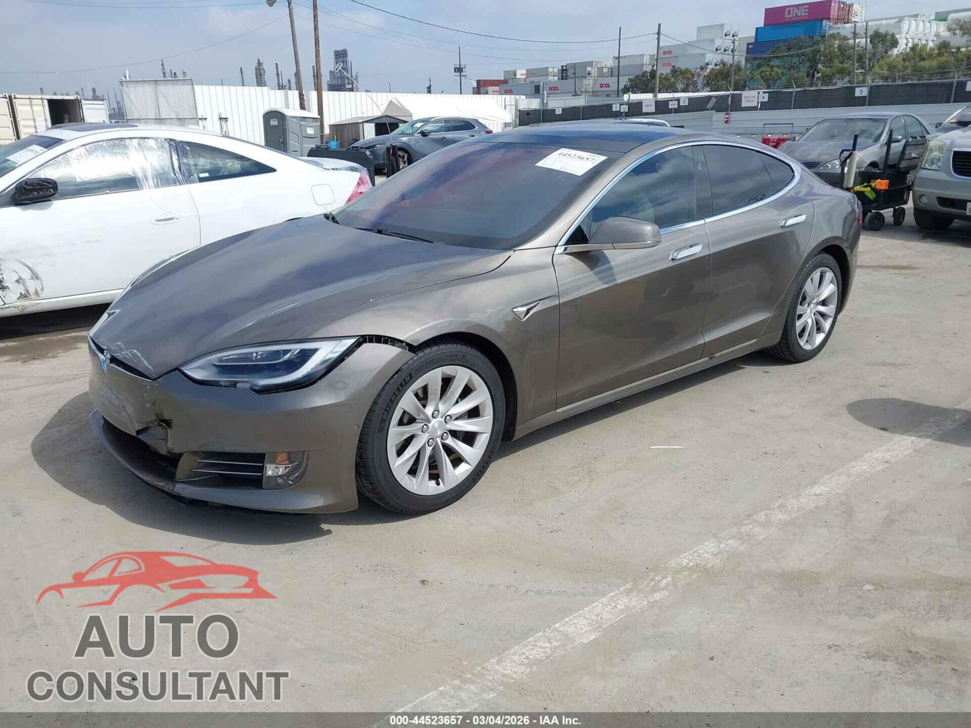 TESLA MODEL S 2016 - 5YJSA1E18GF161012