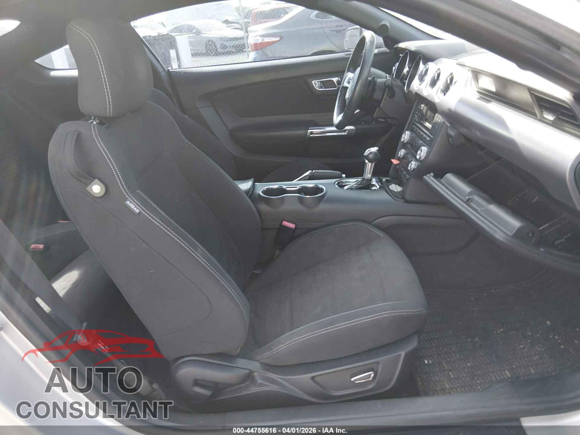 FORD MUSTANG 2017 - 1FA6P8TH2H5263472