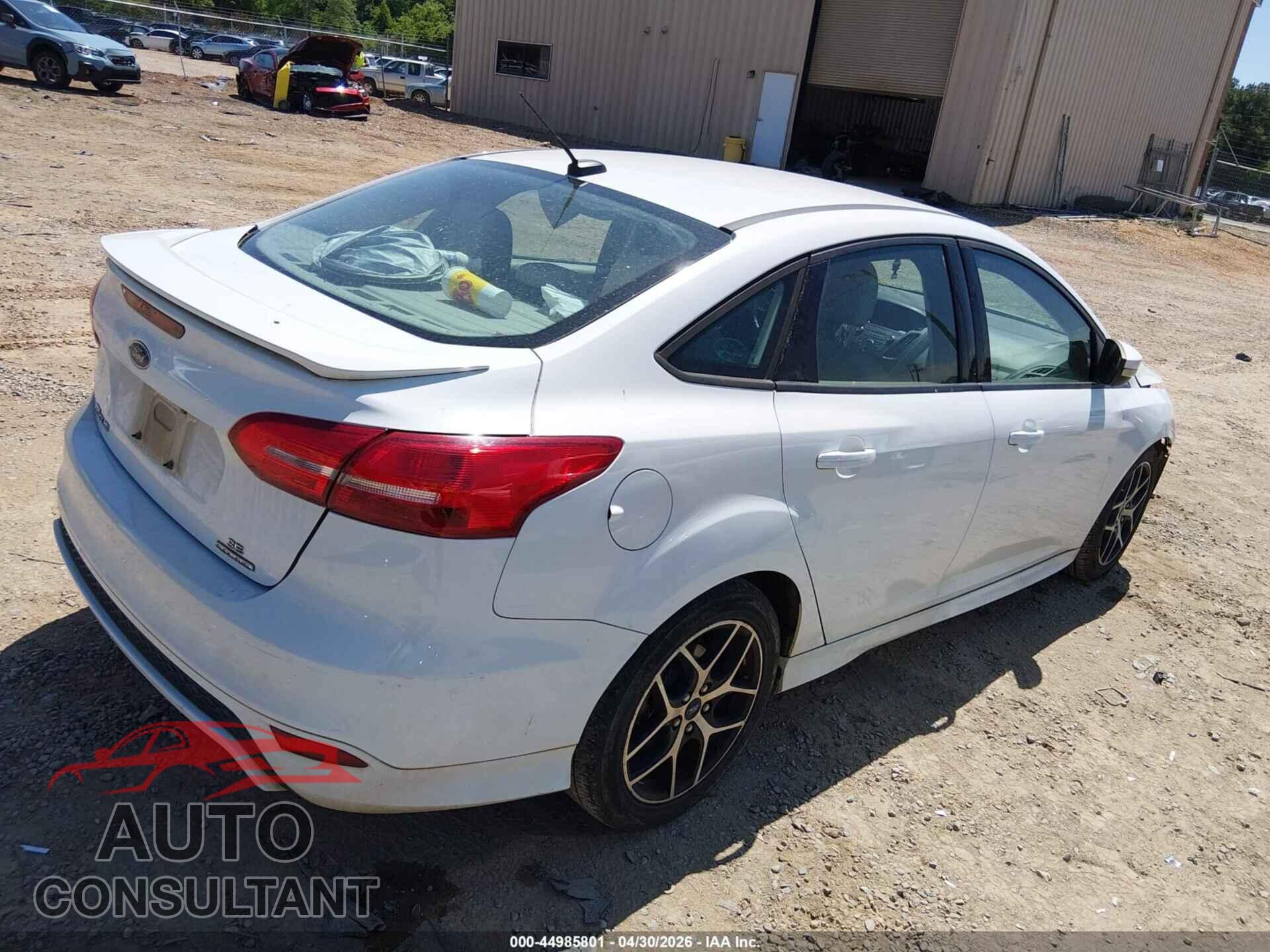 FORD FOCUS 2016 - 1FADP3F27GL350182