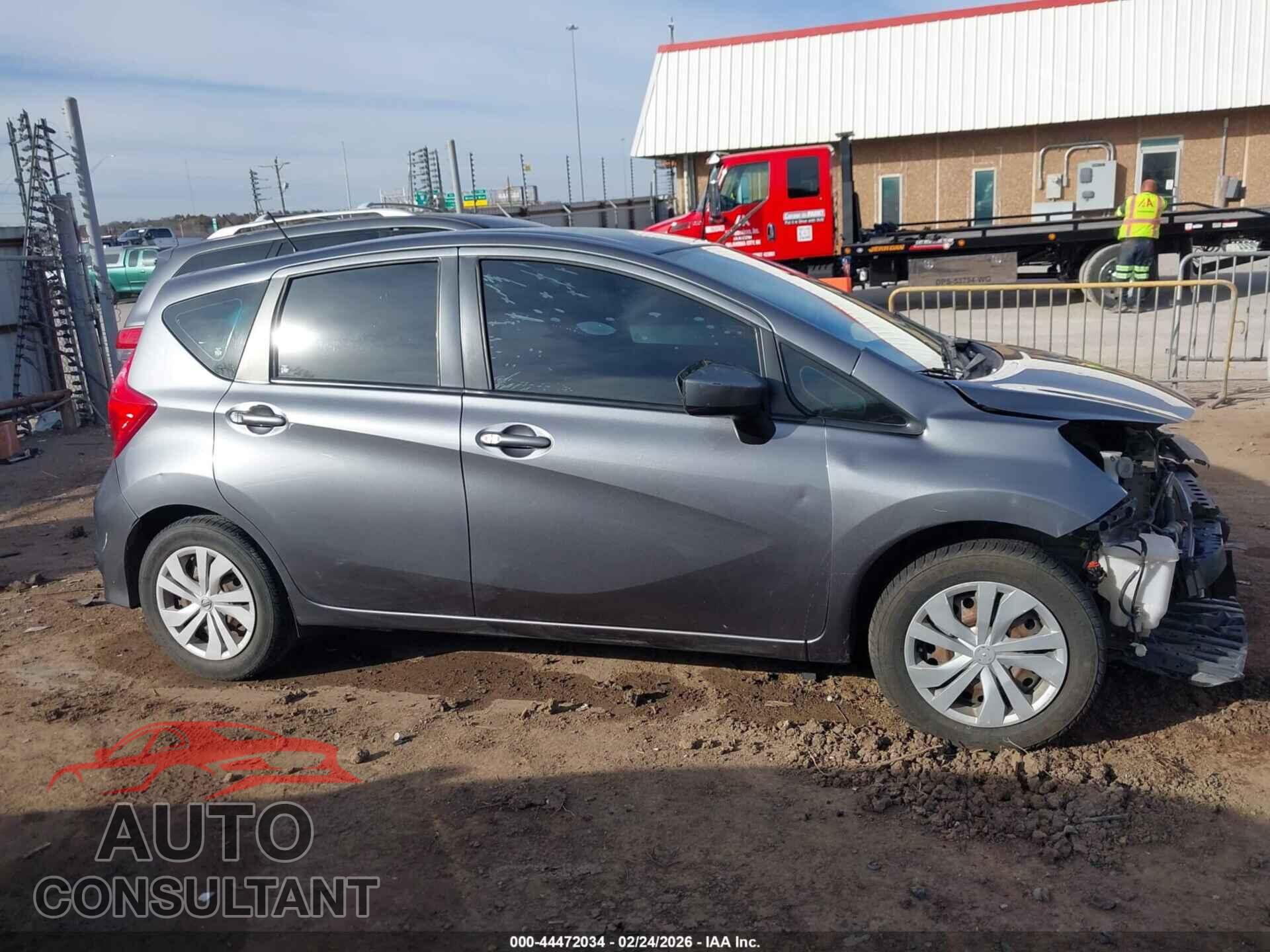 NISSAN VERSA NOTE 2017 - 3N1CE2CP1HL368014