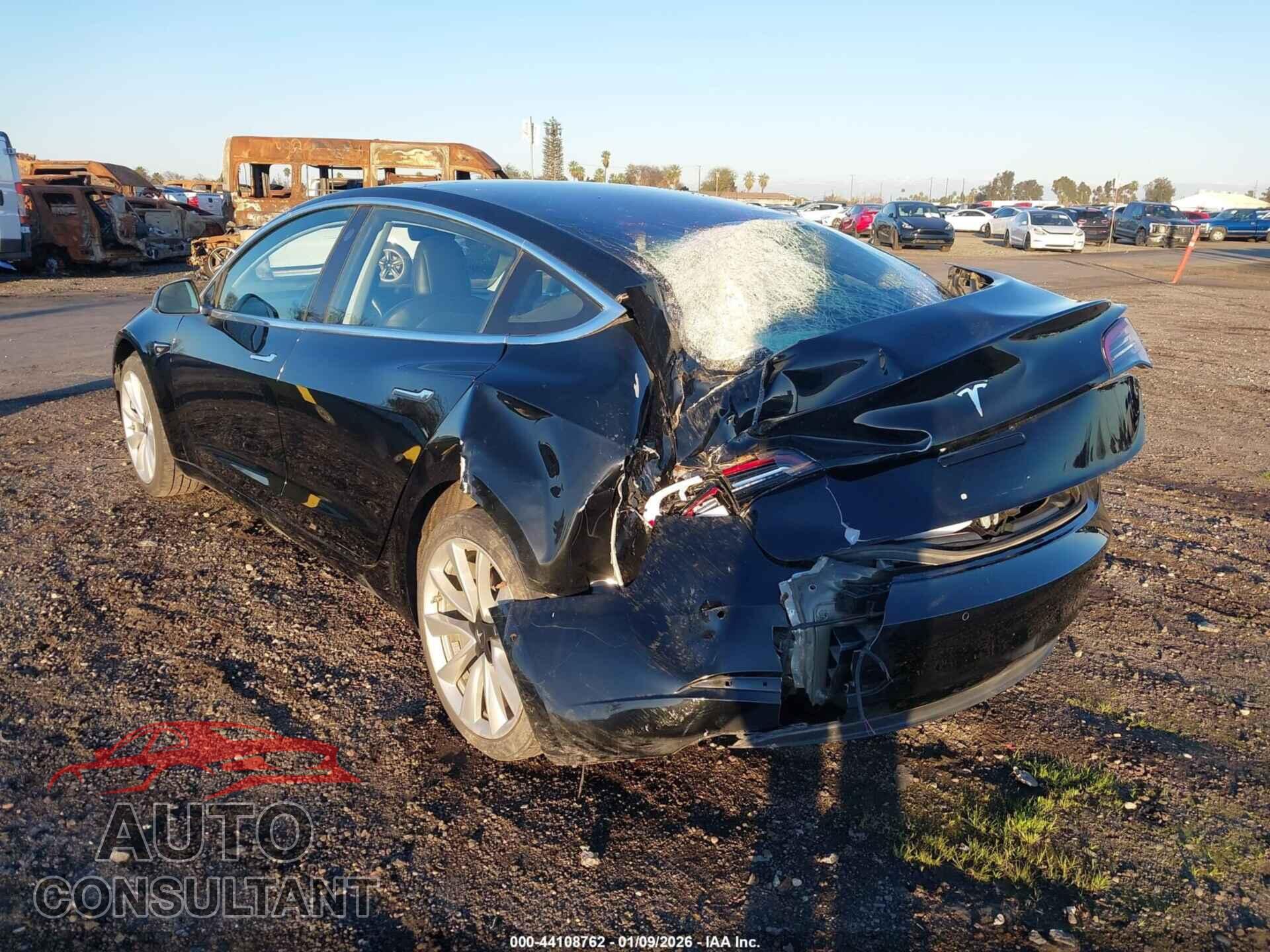 TESLA MODEL 3 2018 - 5YJ3E1EA5JF028028