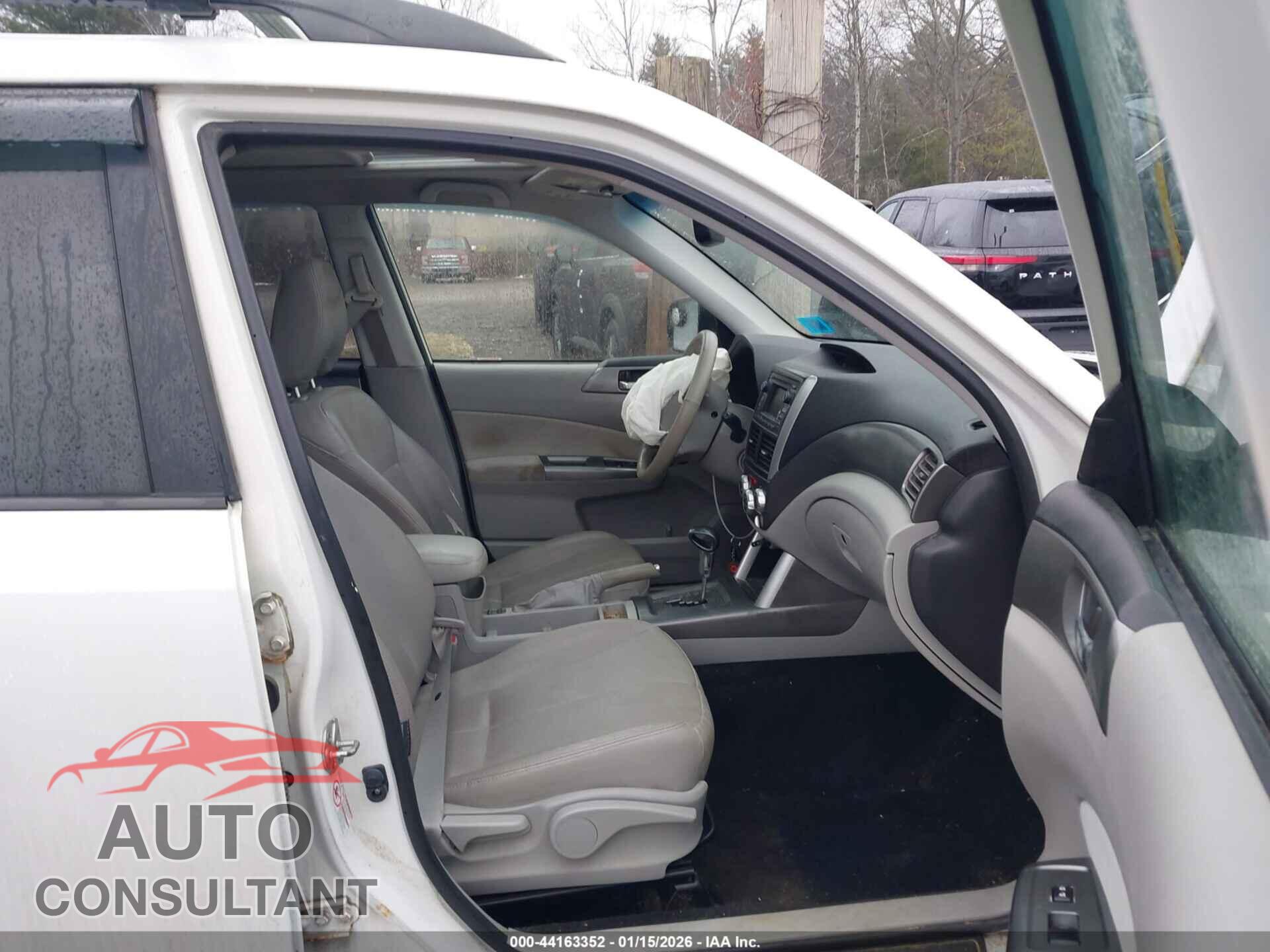 SUBARU FORESTER 2013 - JF2SHAEC0DH415211