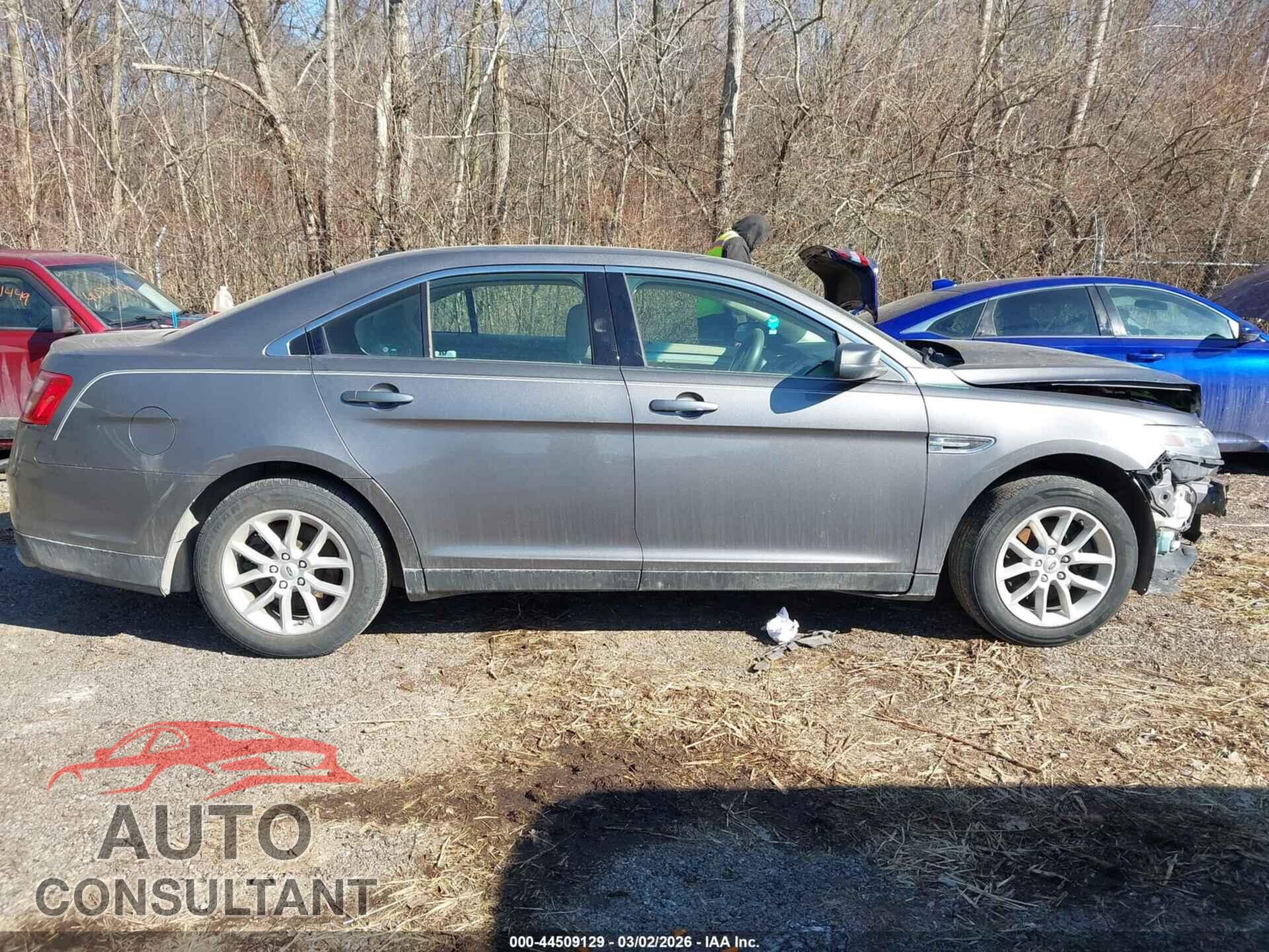 FORD TAURUS 2013 - 1FAHP2D88DG184486