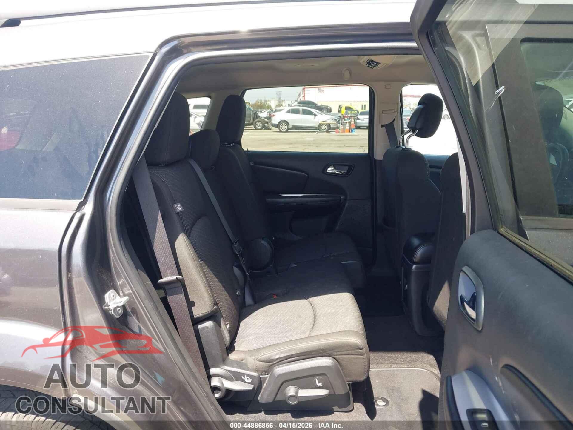 DODGE JOURNEY 2015 - 3C4PDCBB6FT692196