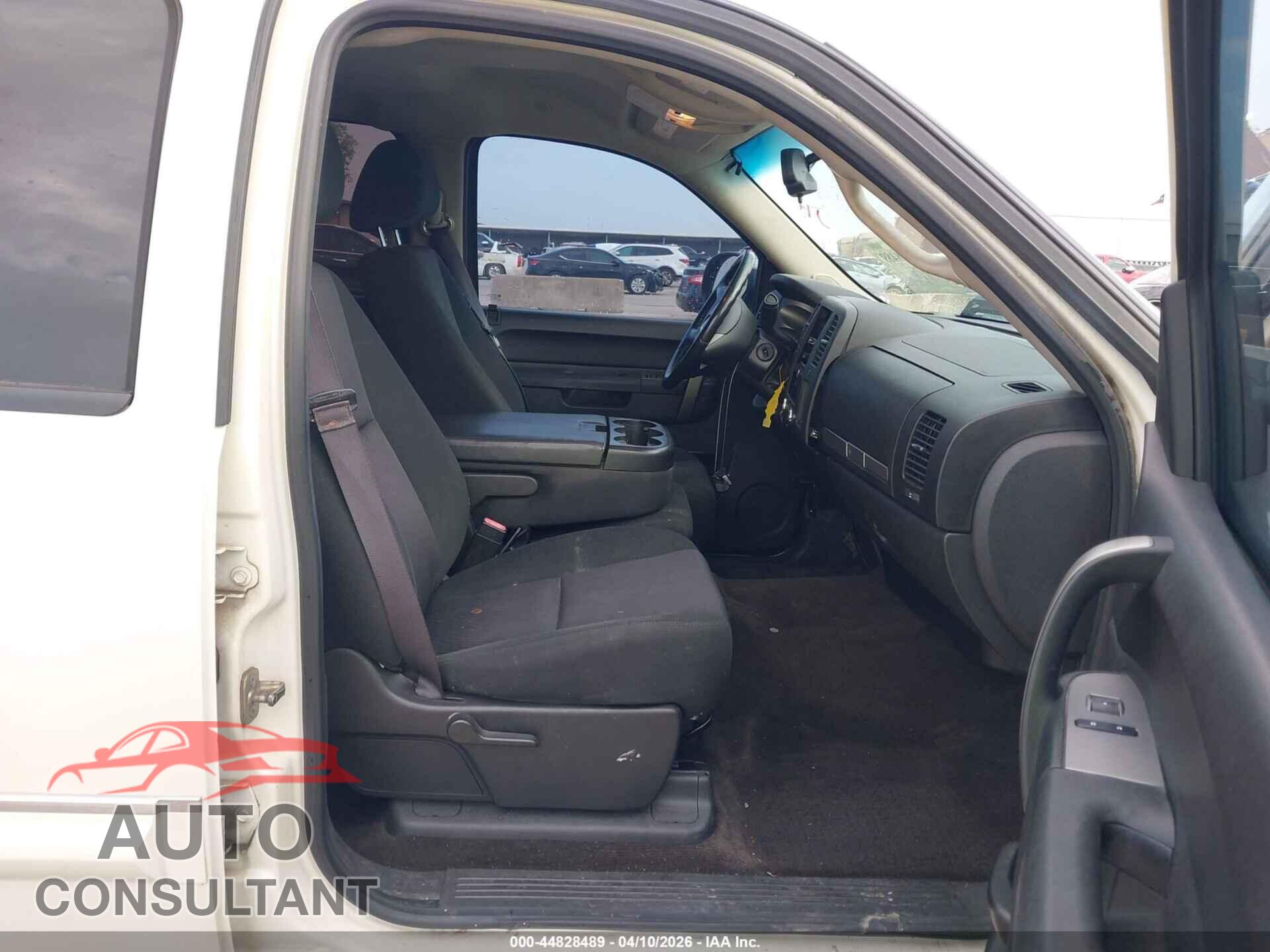 CHEVROLET SILVERADO 1500 2013 - 3GCPCSE00DG183279