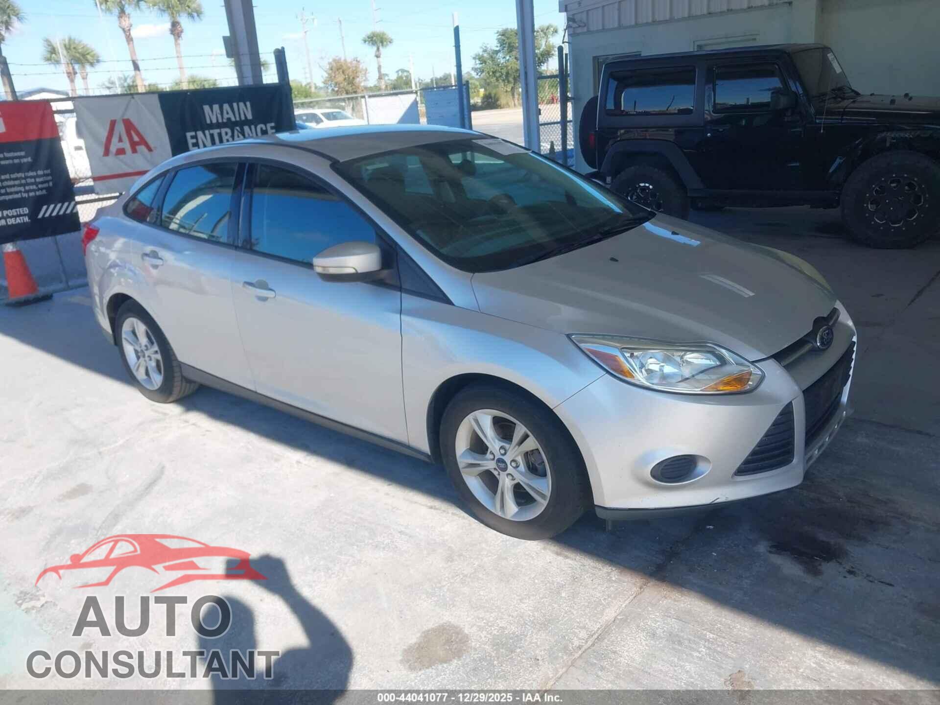 FORD FOCUS 2014 - 1FADP3F26EL434829