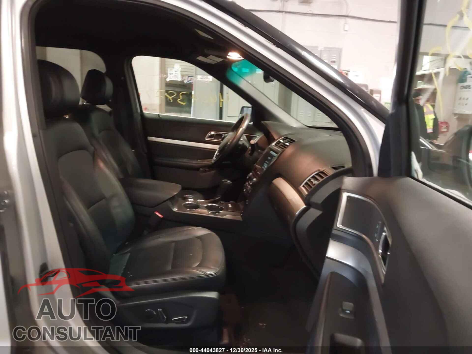FORD EXPLORER 2016 - 1FM5K8D80GGD24383