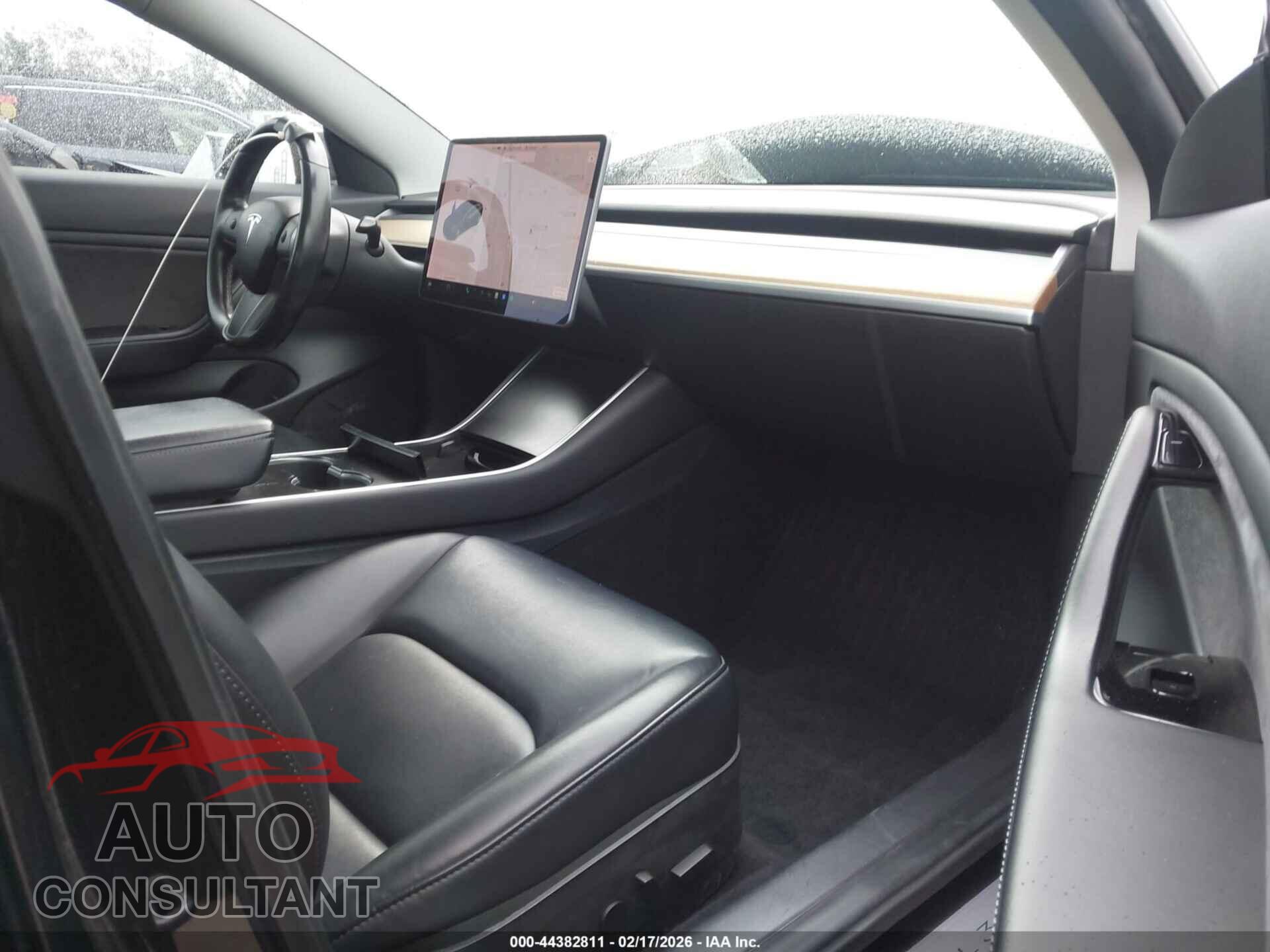 TESLA MODEL 3 2019 - 5YJ3E1EBXKF413448