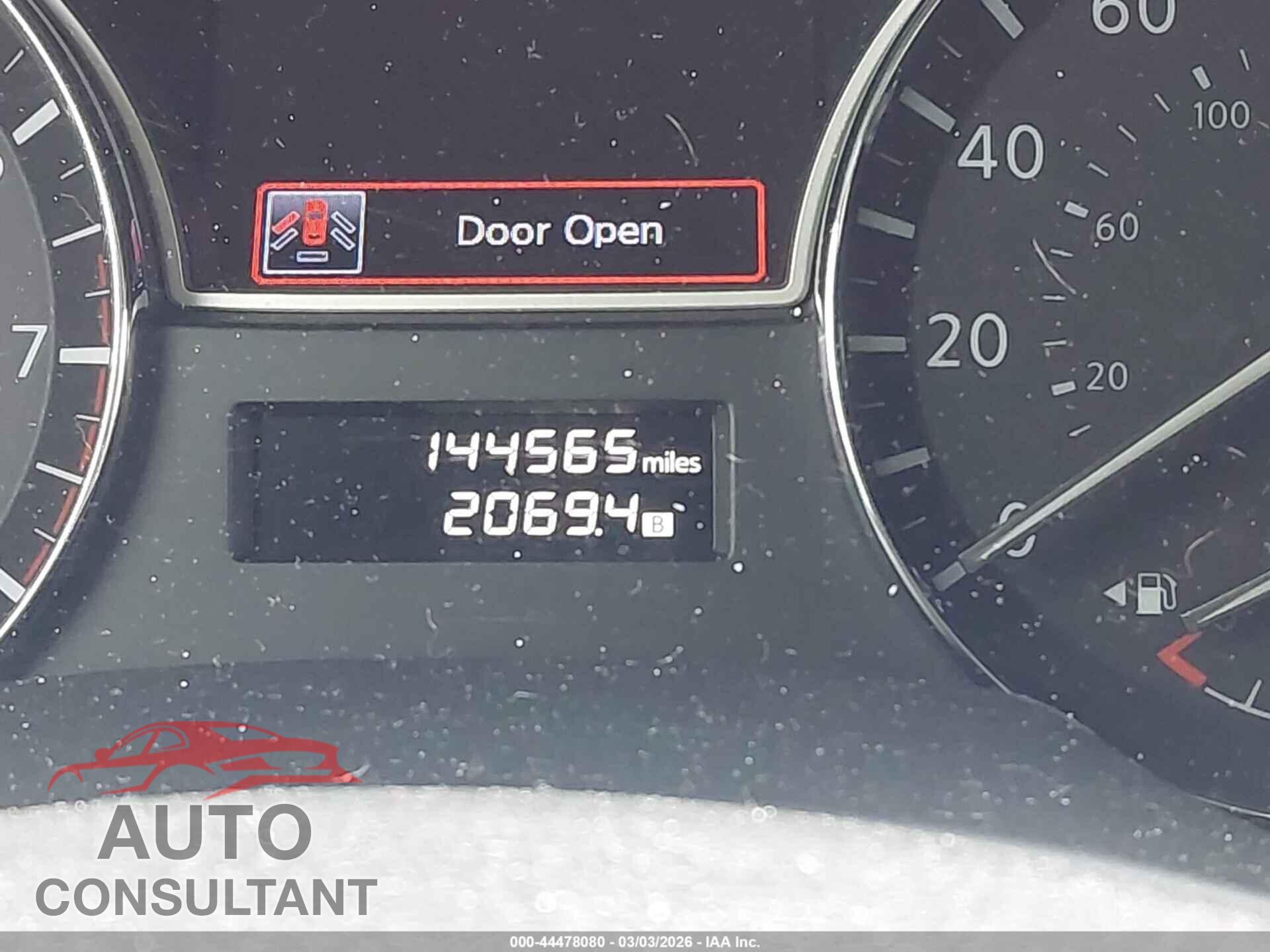 NISSAN PATHFINDER 2015 - 5N1AR2MM6FC642471