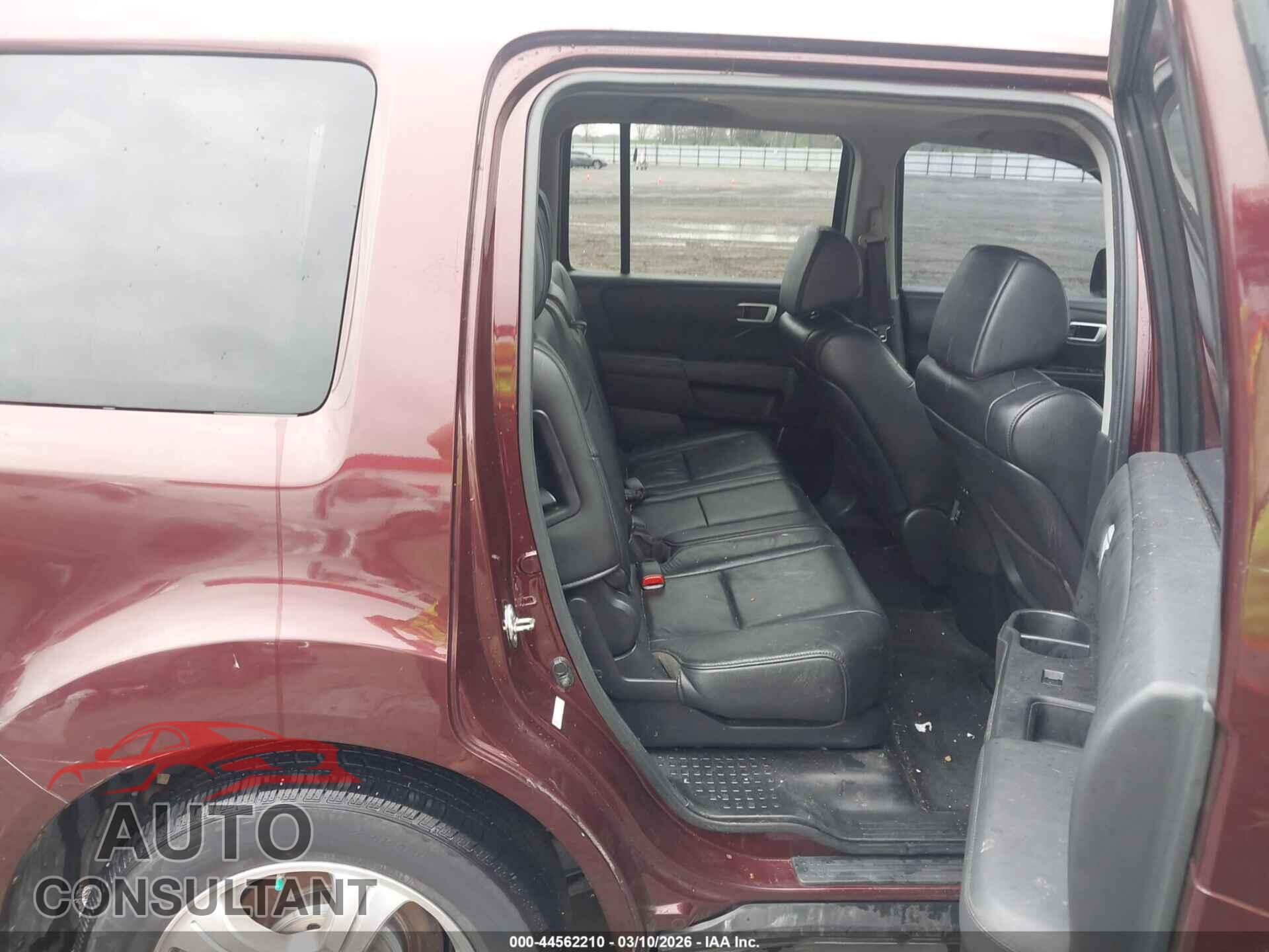 HONDA PILOT 2013 - 5FNYF3H58DB014433