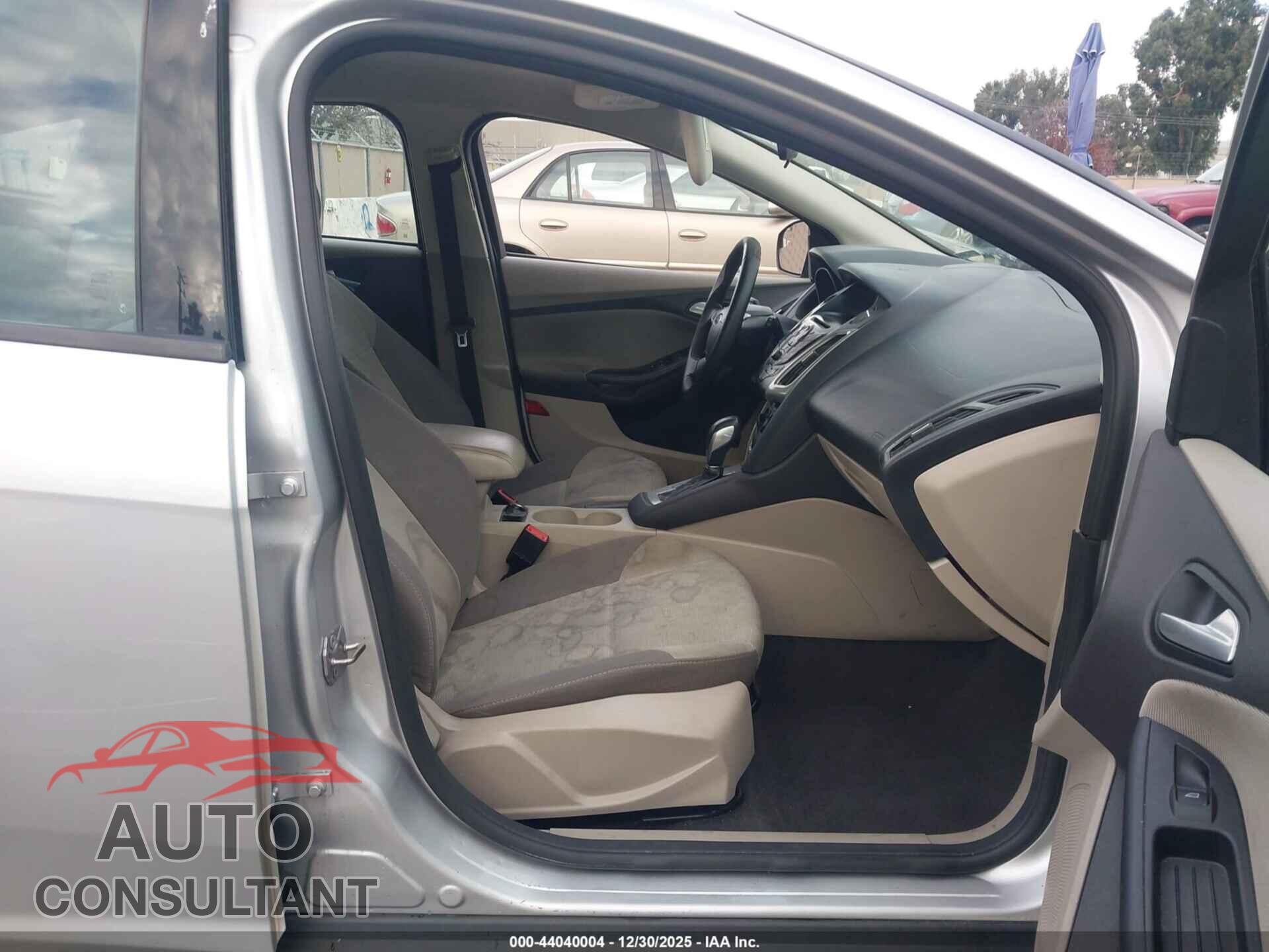 FORD FOCUS 2014 - 1FADP3K21EL265292
