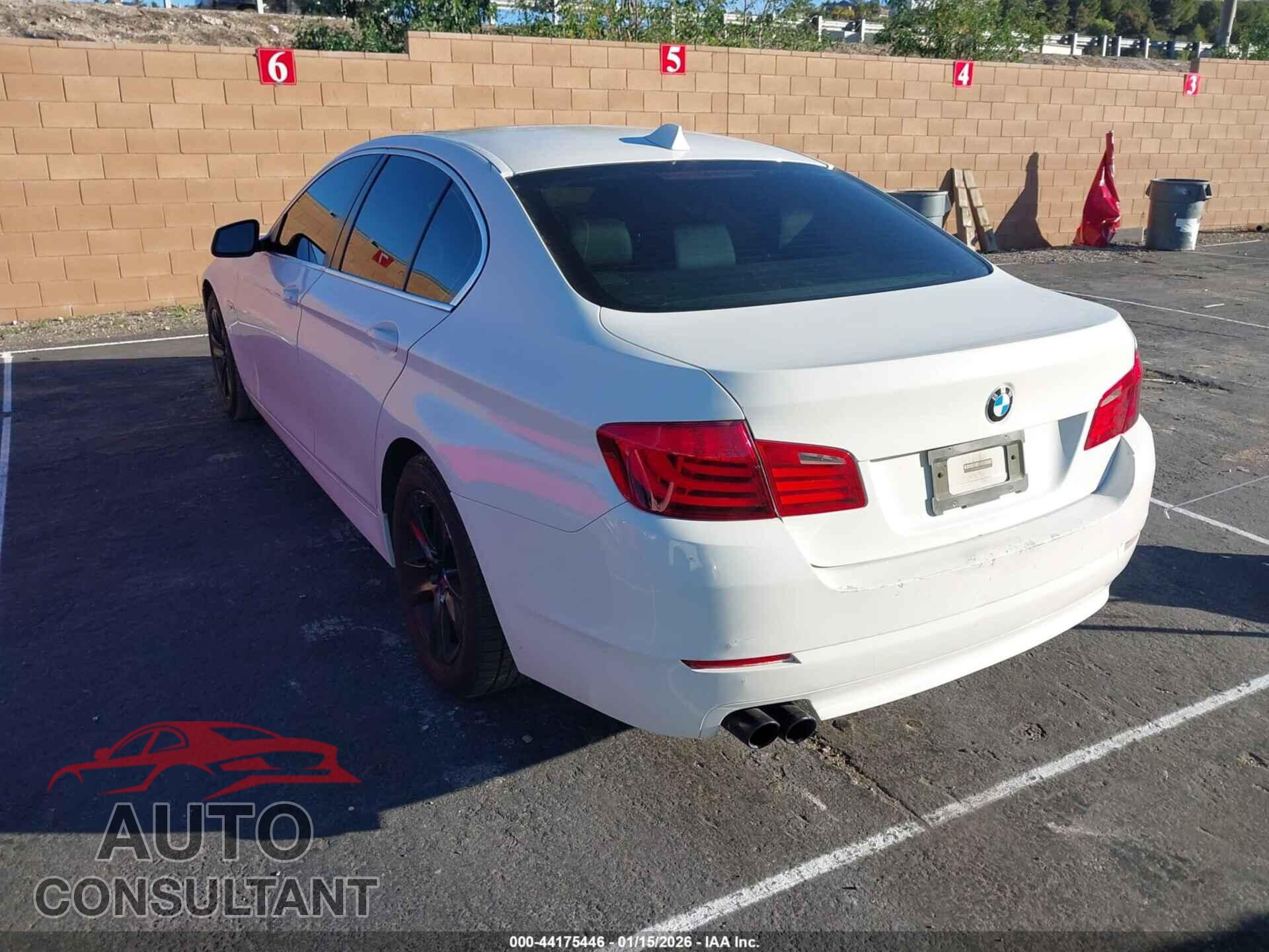 BMW 528I 2011 - WBAFR1C5XBC741879