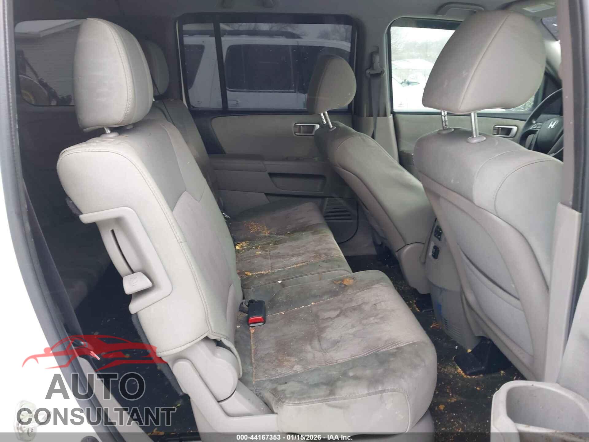 HONDA PILOT 2015 - 5FNYF4H4XFB005006