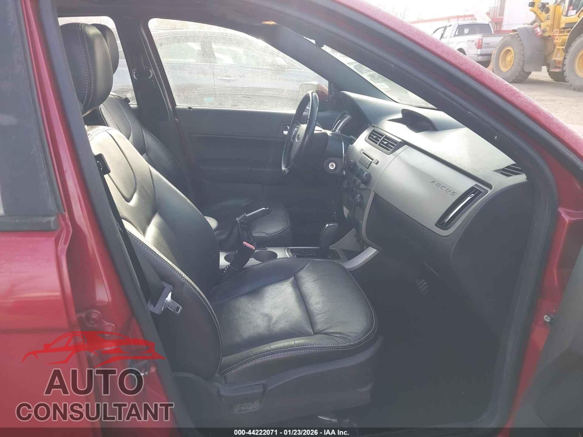 FORD FOCUS 2009 - 1FAHP36N29W245417