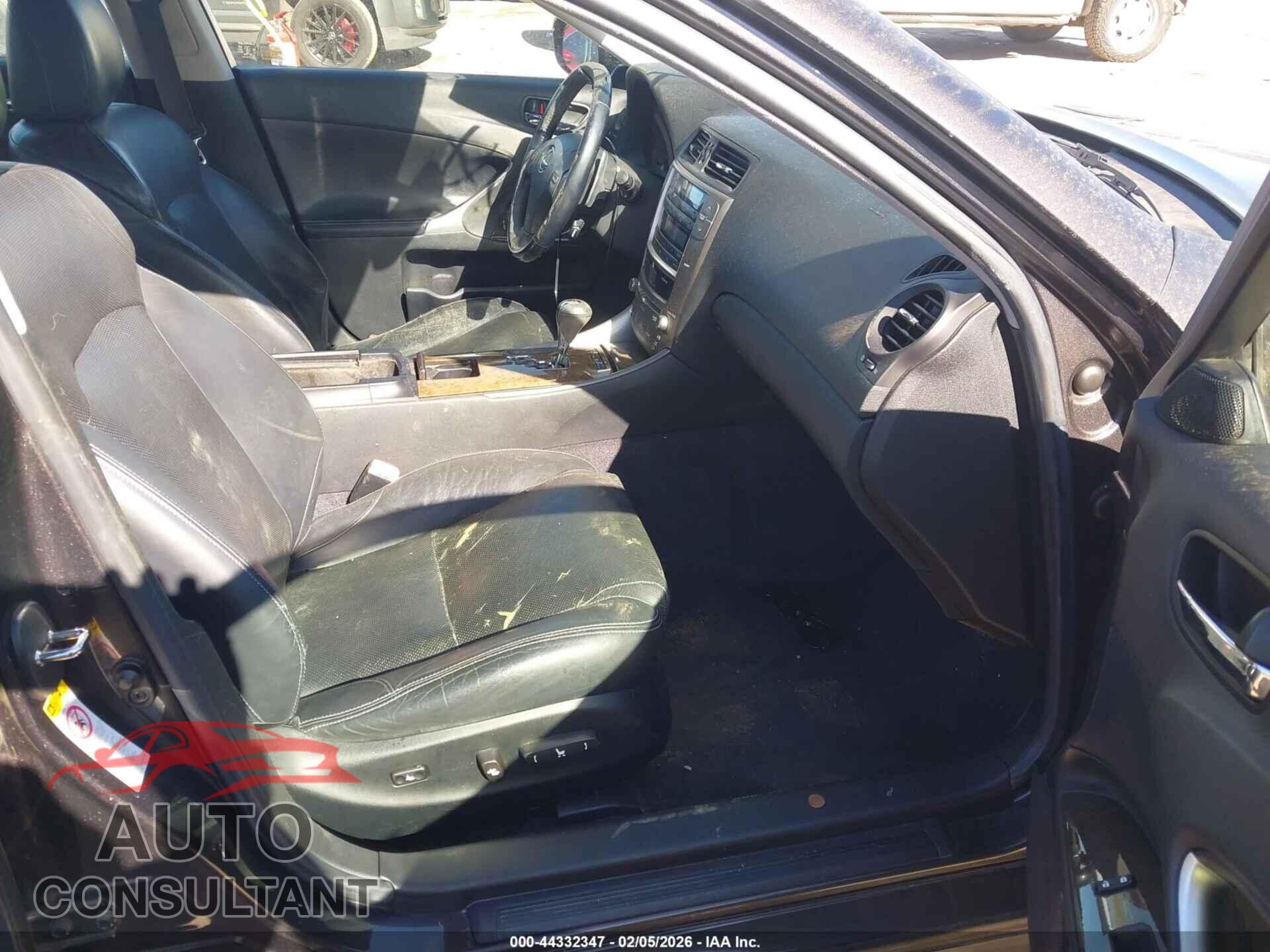 LEXUS IS 250 2009 - JTHCK262592032079