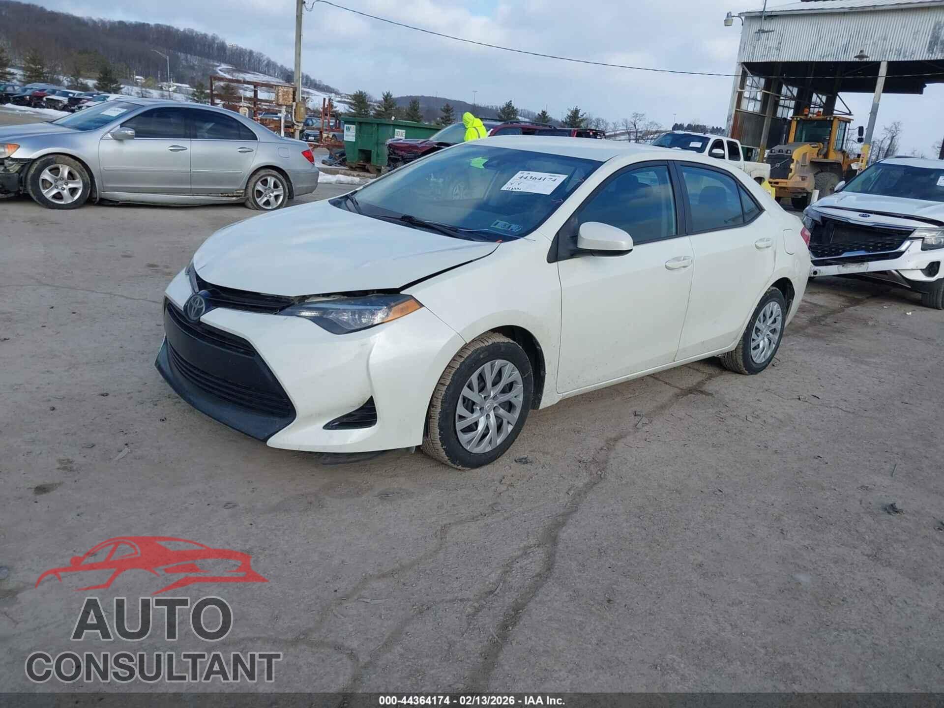 TOYOTA COROLLA 2017 - 5YFBURHE2HP610839