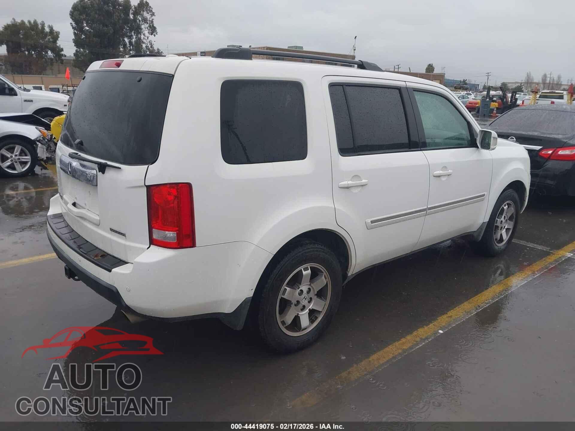HONDA PILOT 2010 - 5FNYF3H94AB015822