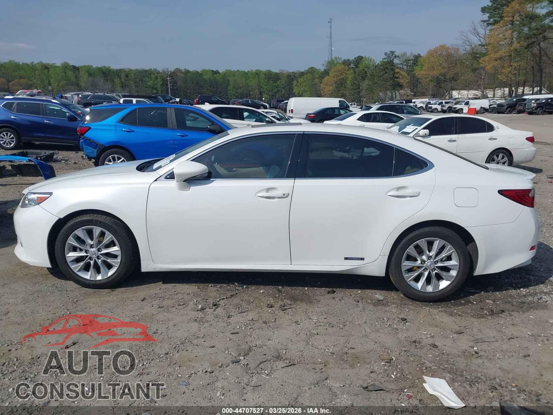 LEXUS ES 300H 2014 - JTHBW1GG0E2055672