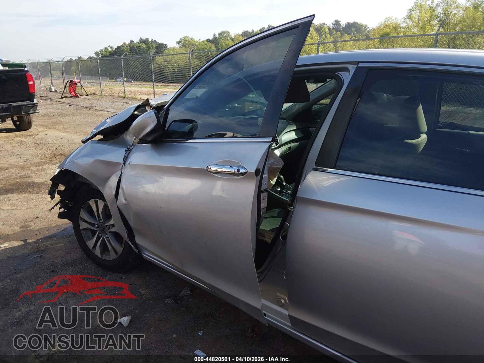 HONDA ACCORD 2014 - 1HGCR2F32EA009656