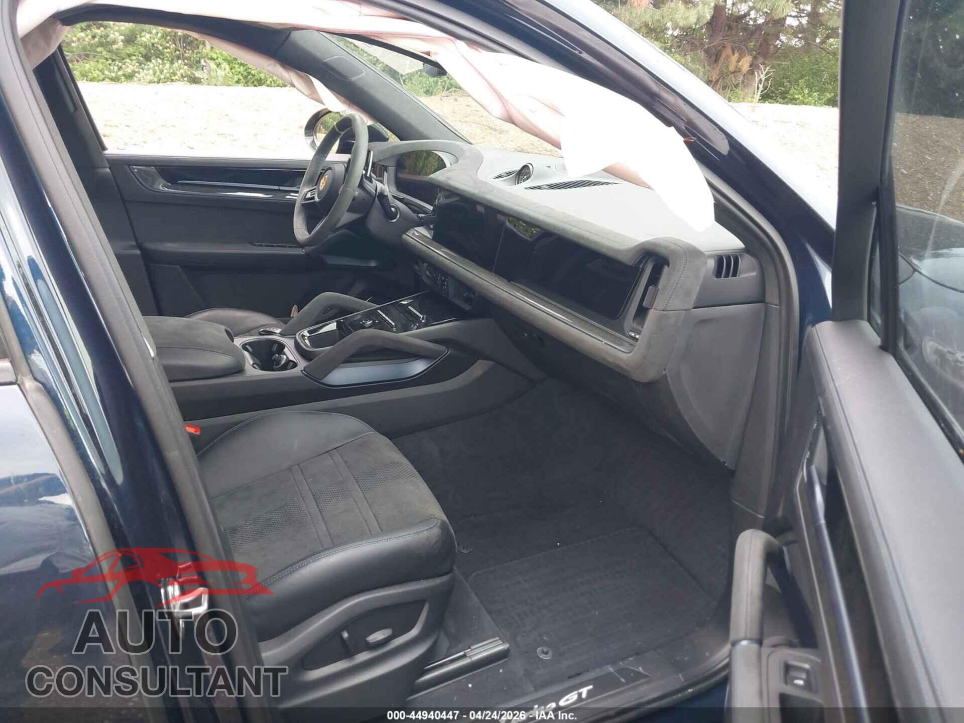 PORSCHE CAYENNE COUPE 2024 - WP1BK2AY2RDA73023