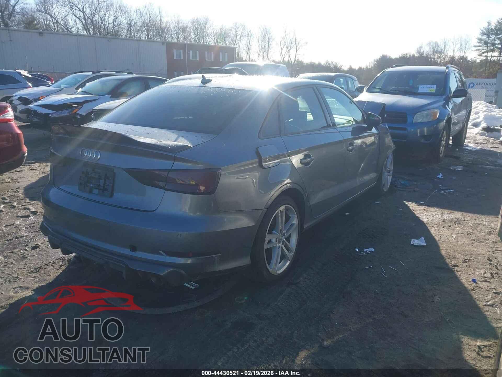 AUDI A3 2018 - WAUB8GFF5J1002180