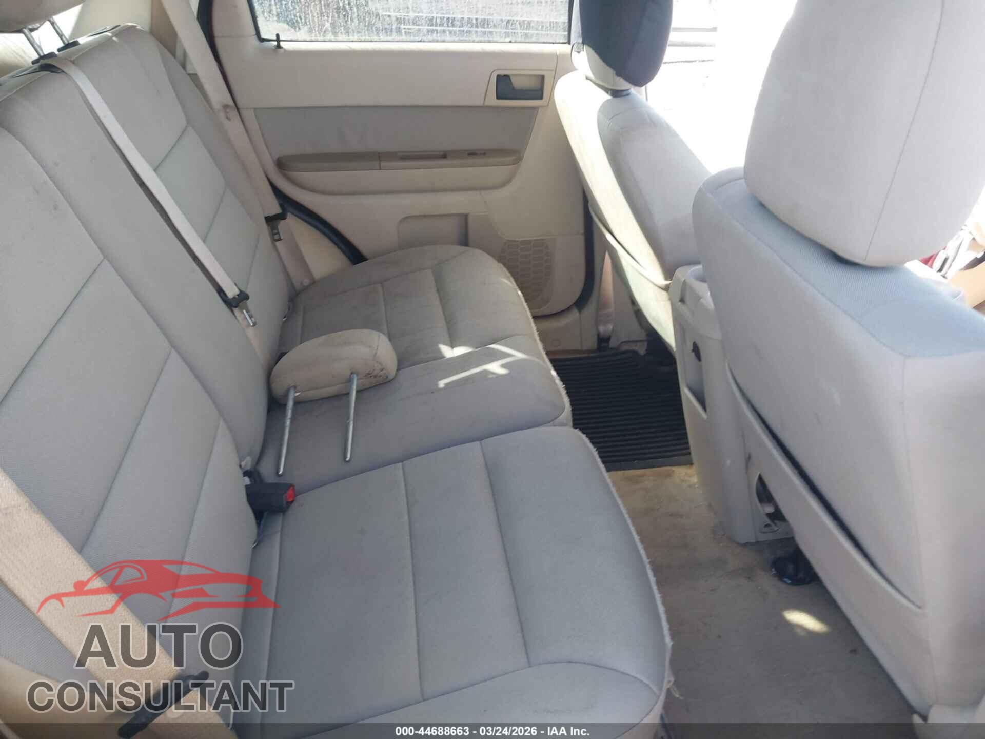 FORD ESCAPE 2011 - 1FMCU0DG0BKB08663
