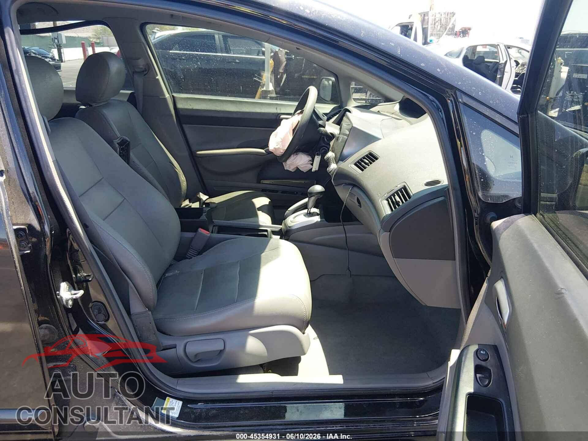 HONDA CIVIC 2009 - 19XFA16599E043157