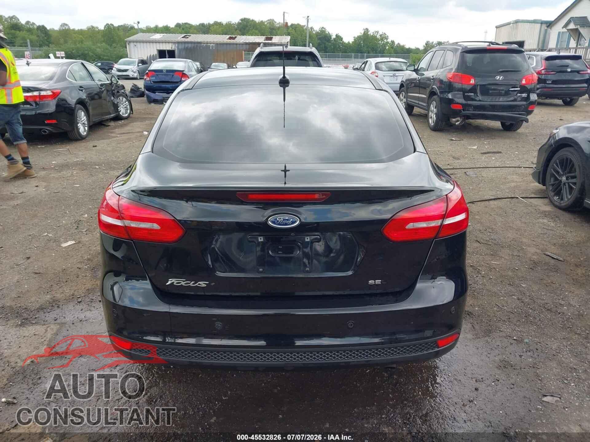 FORD FOCUS 2017 - 1FADP3H22HL219126