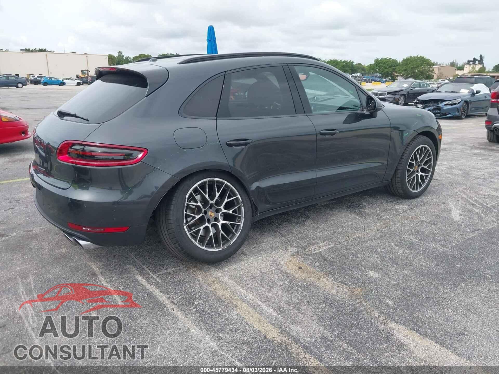 PORSCHE MACAN 2018 - WP1AA2A53JLB19733