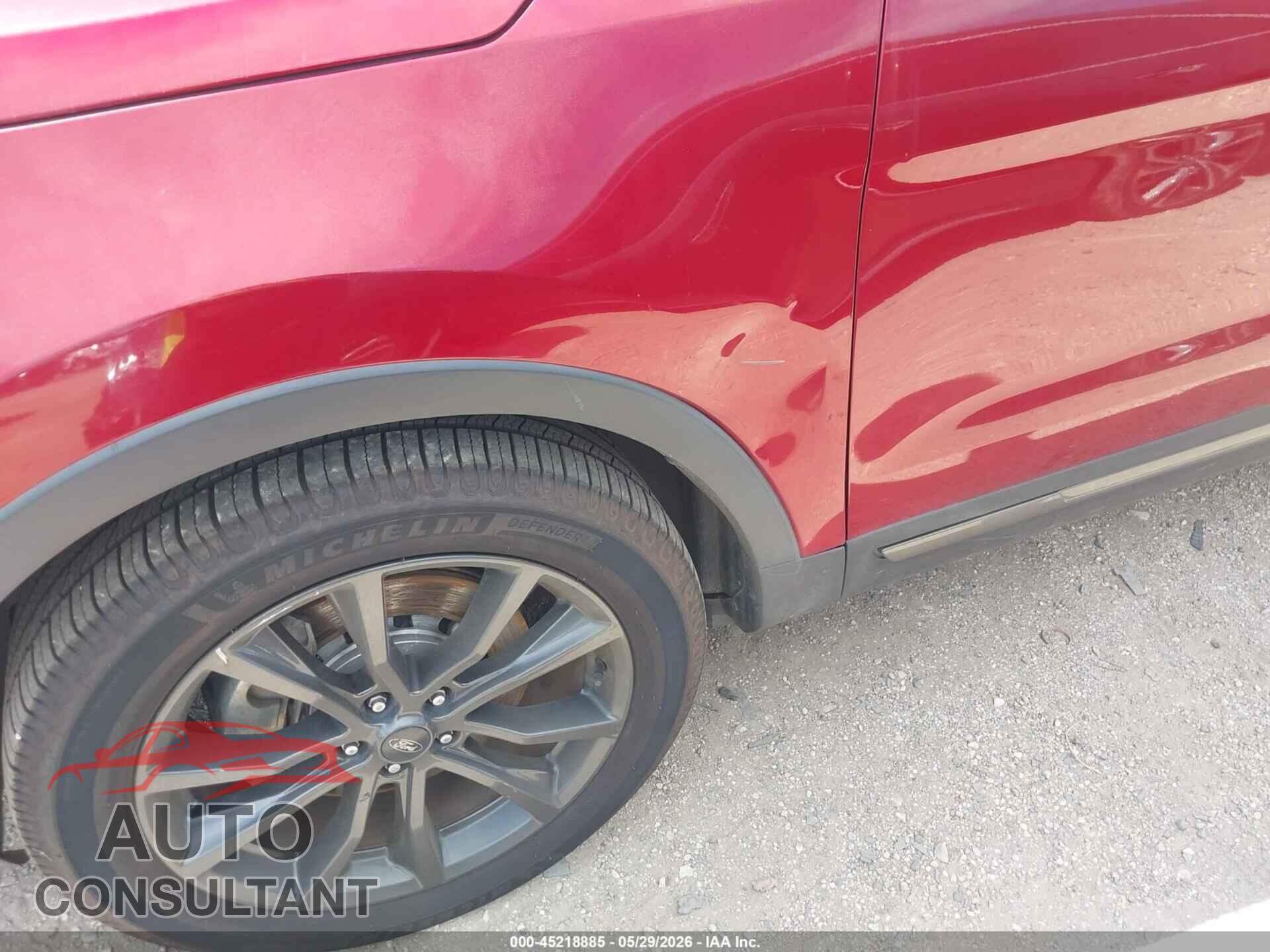 FORD EXPLORER 2018 - 1FM5K7D82JGA13541