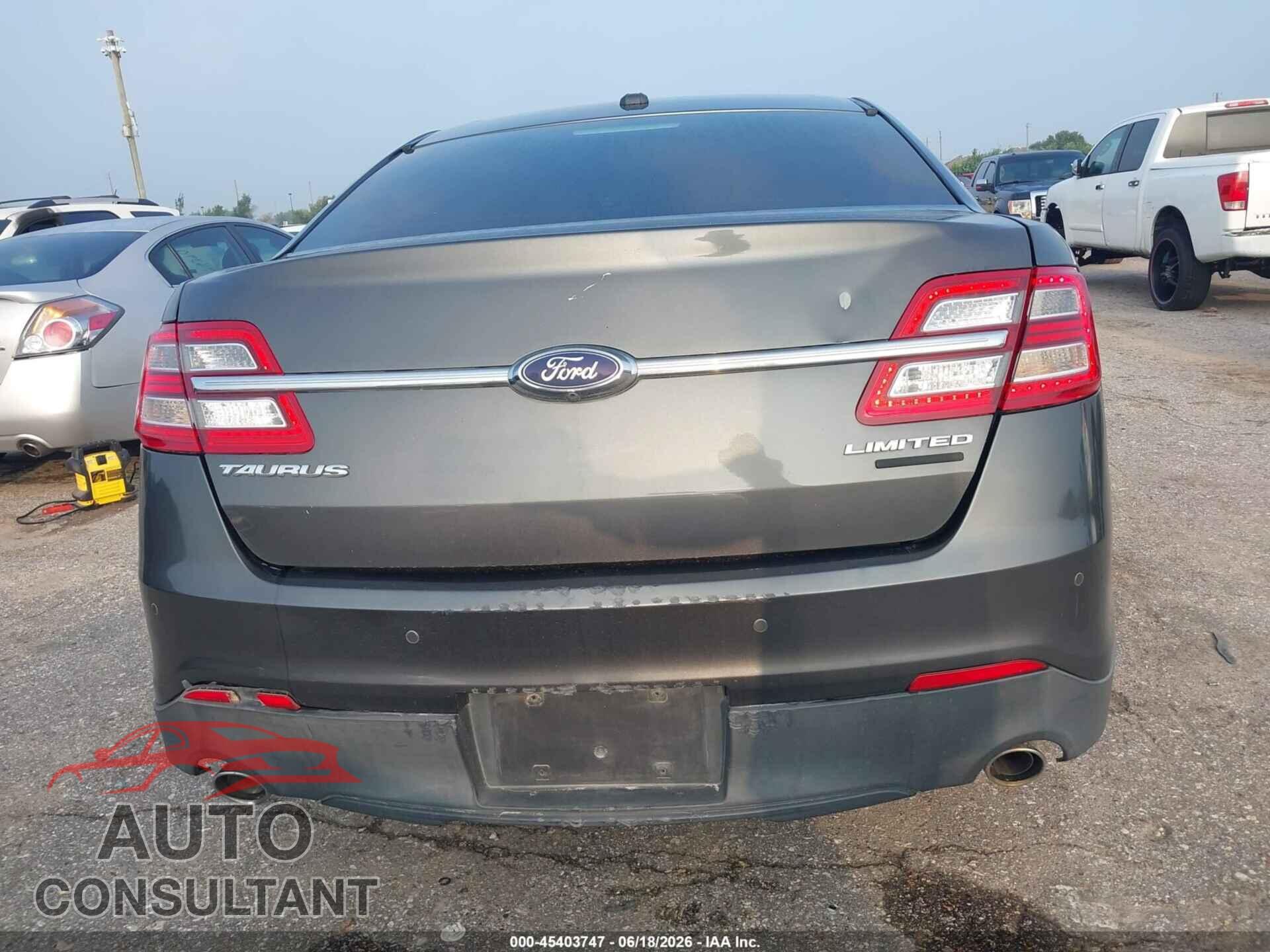 FORD TAURUS 2017 - 1FAHP2F85HG129190