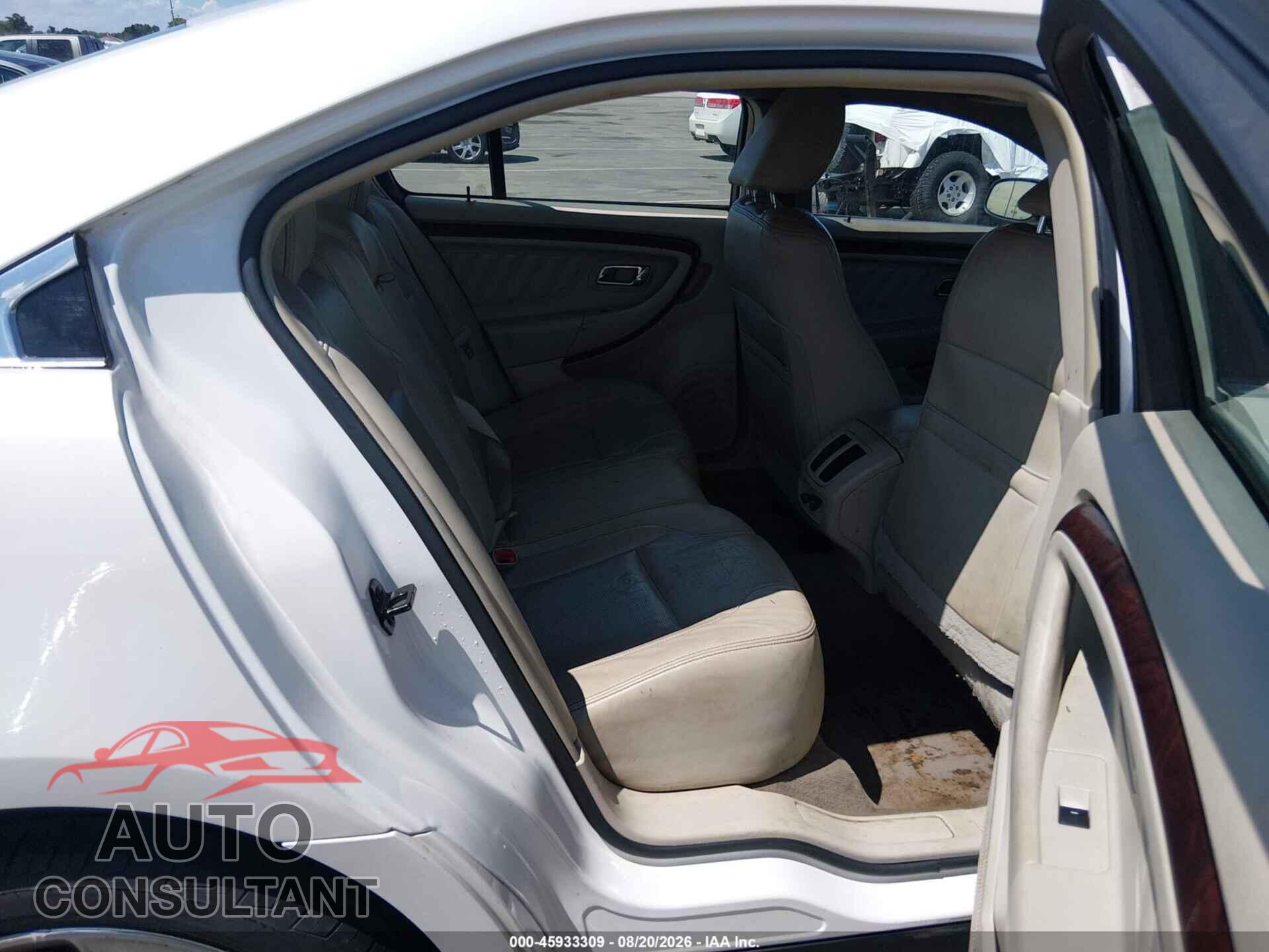 FORD TAURUS 2010 - 1FAHP2FW6AG127789