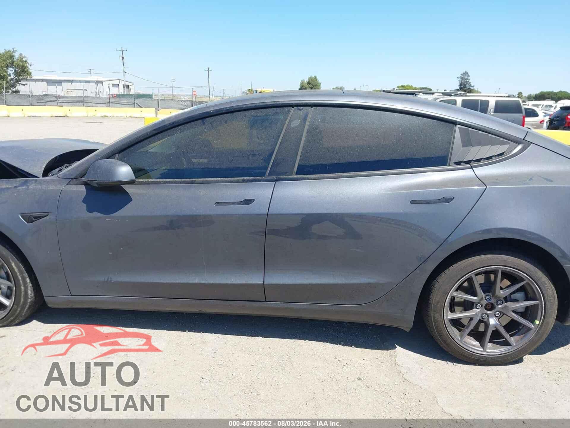 TESLA MODEL 3 2023 - 5YJ3E1EA7PF707372