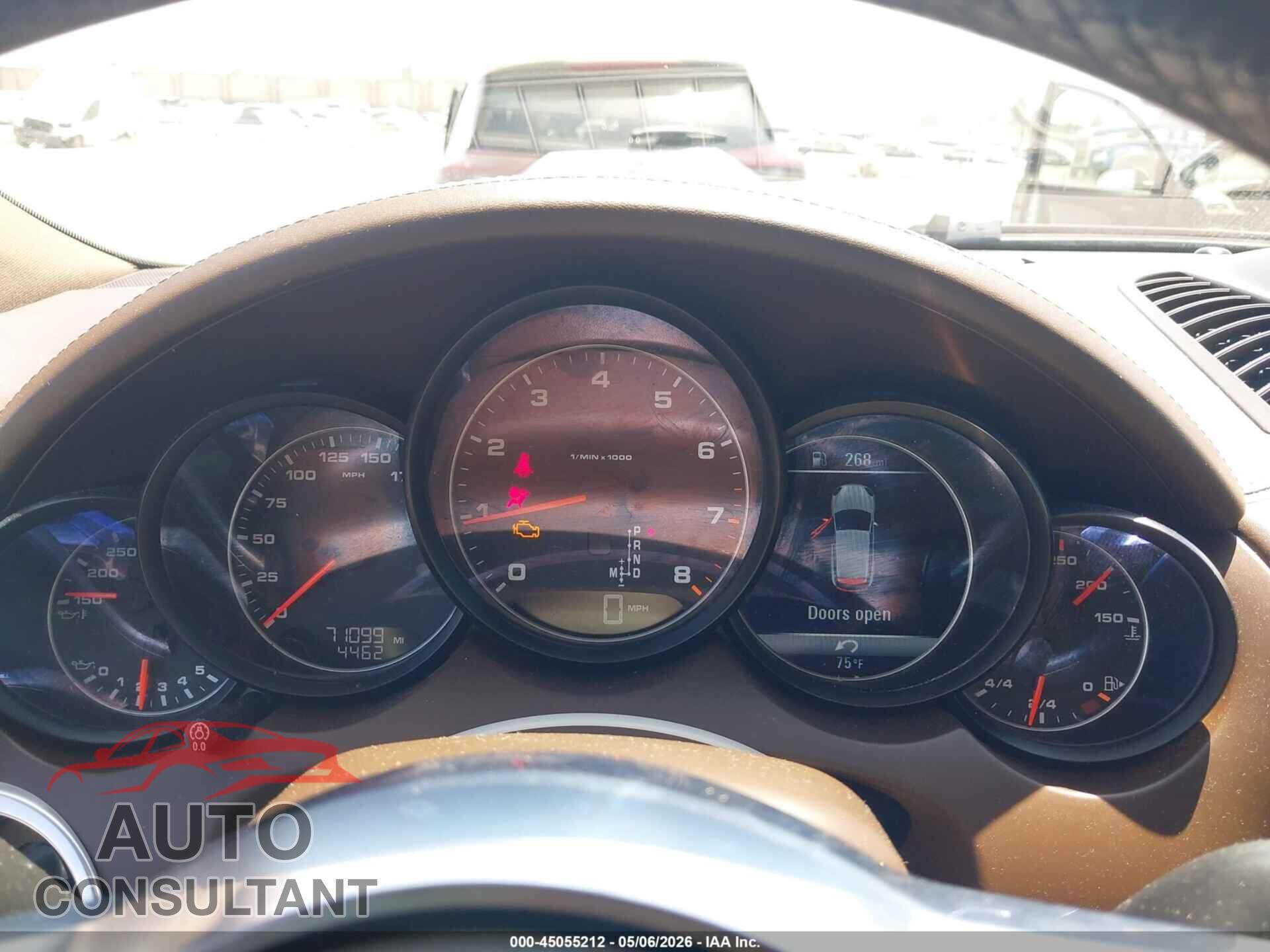 PORSCHE CAYENNE 2017 - WP1AA2A29HKA84654