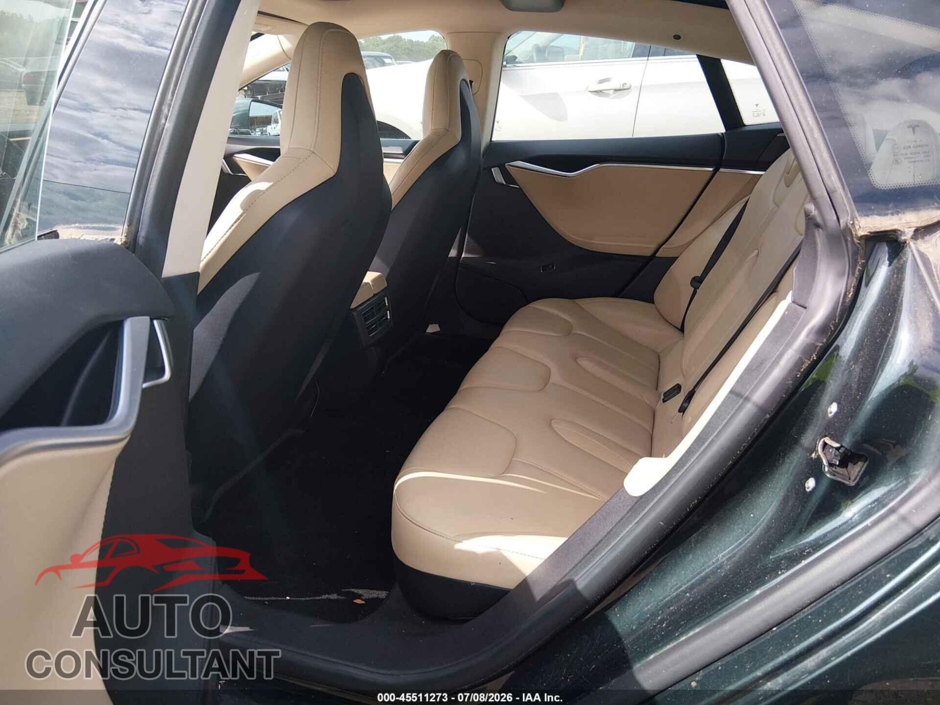 TESLA MODEL S 2013 - 5YJSA1CN2DFP05490